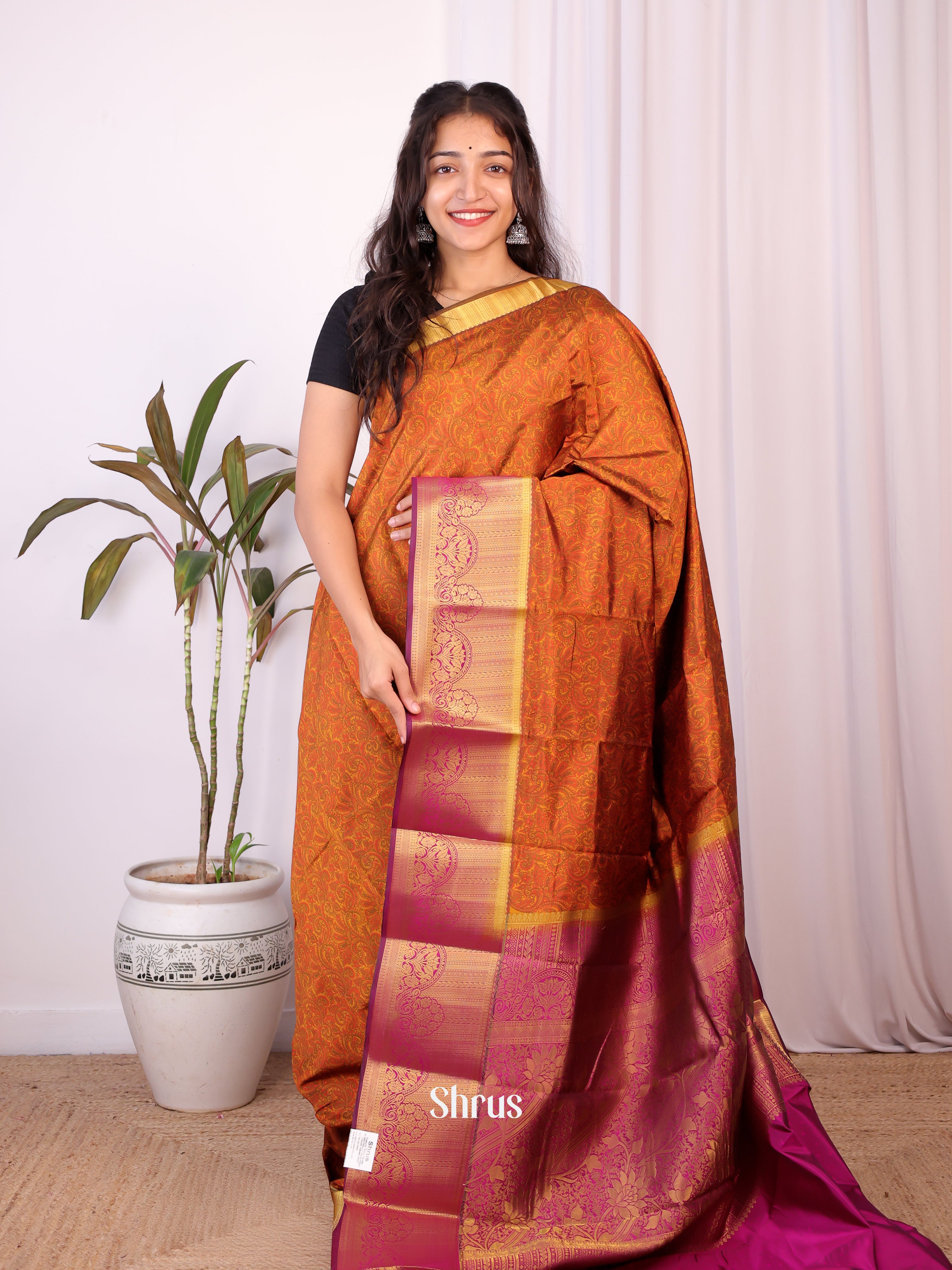 Brick & Majenta- Printed Silk Saree - Shop on Shrus.com