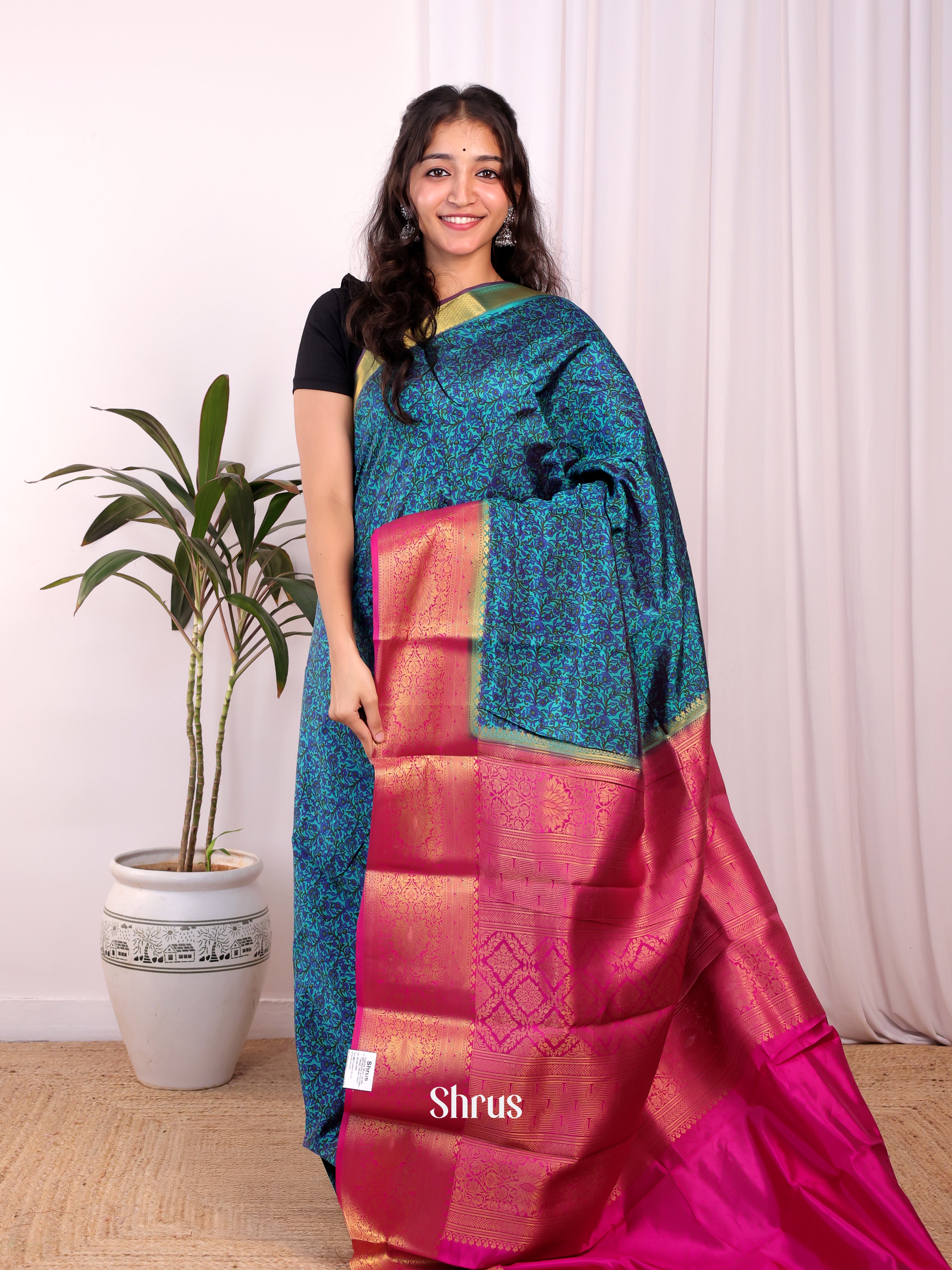 Blue & Majenta- Printed Silk Saree - Shop on Shrus.com