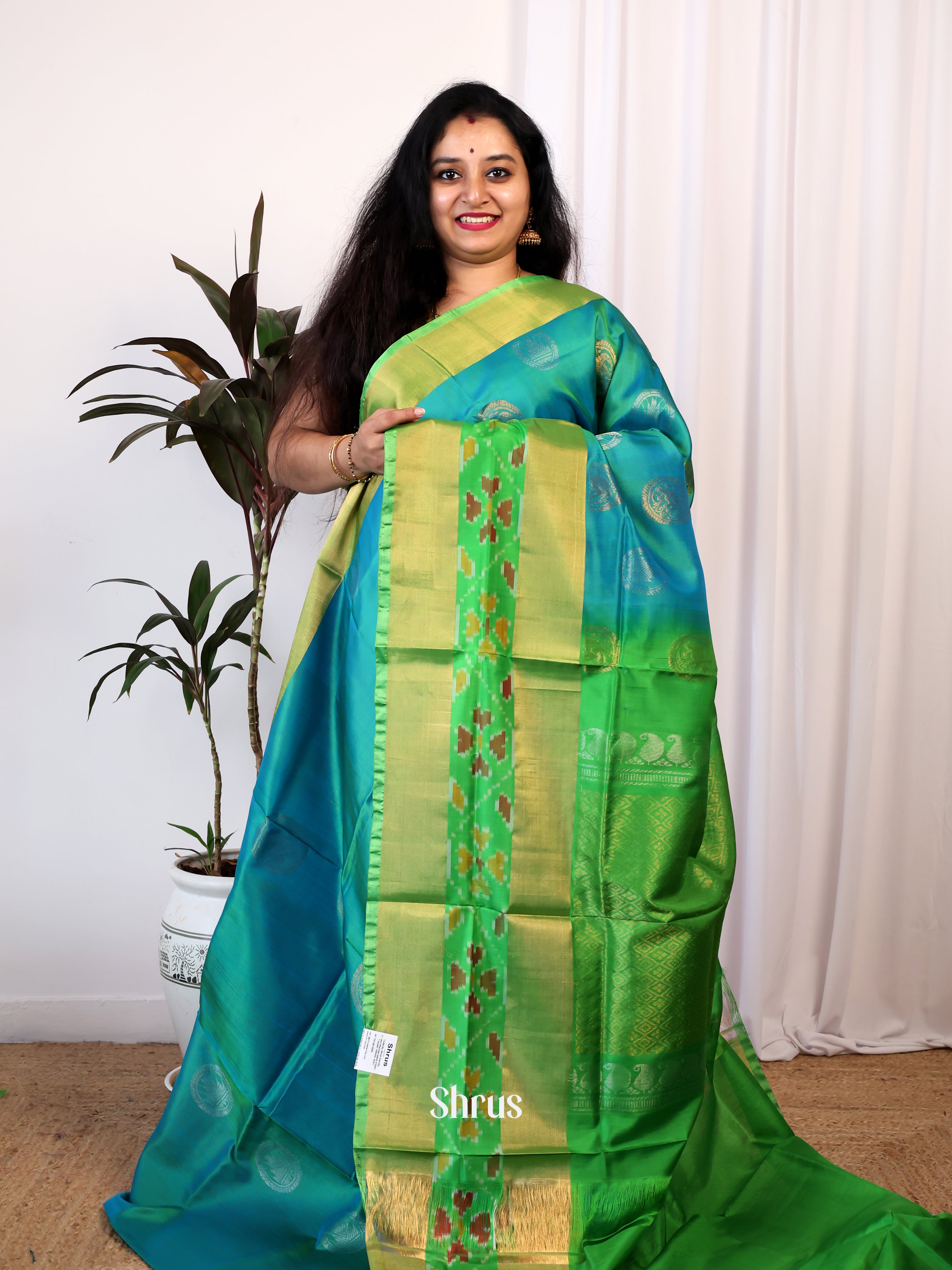 Green & Lite Green- Uppada silk Saree - Shop on Shrus.com