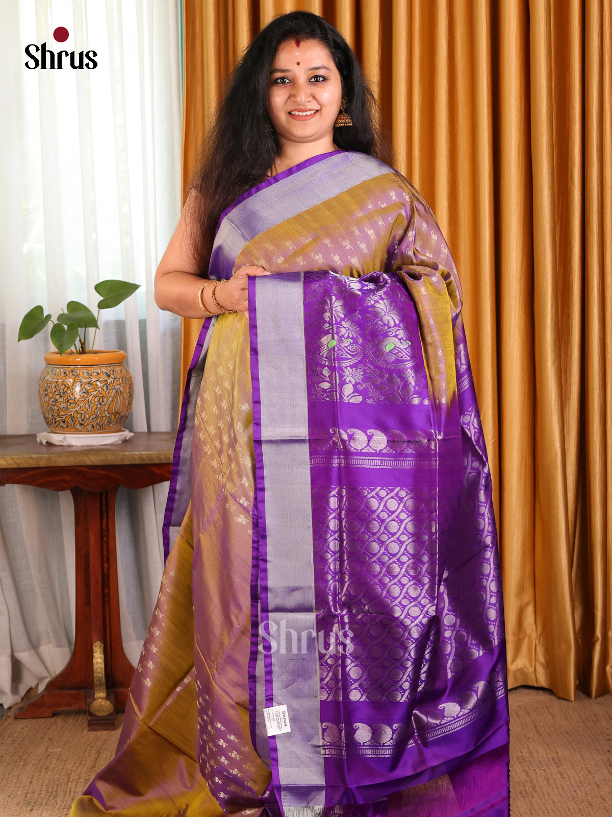CJS05043 - Uppada silk Saree - Shop on Shrus.com