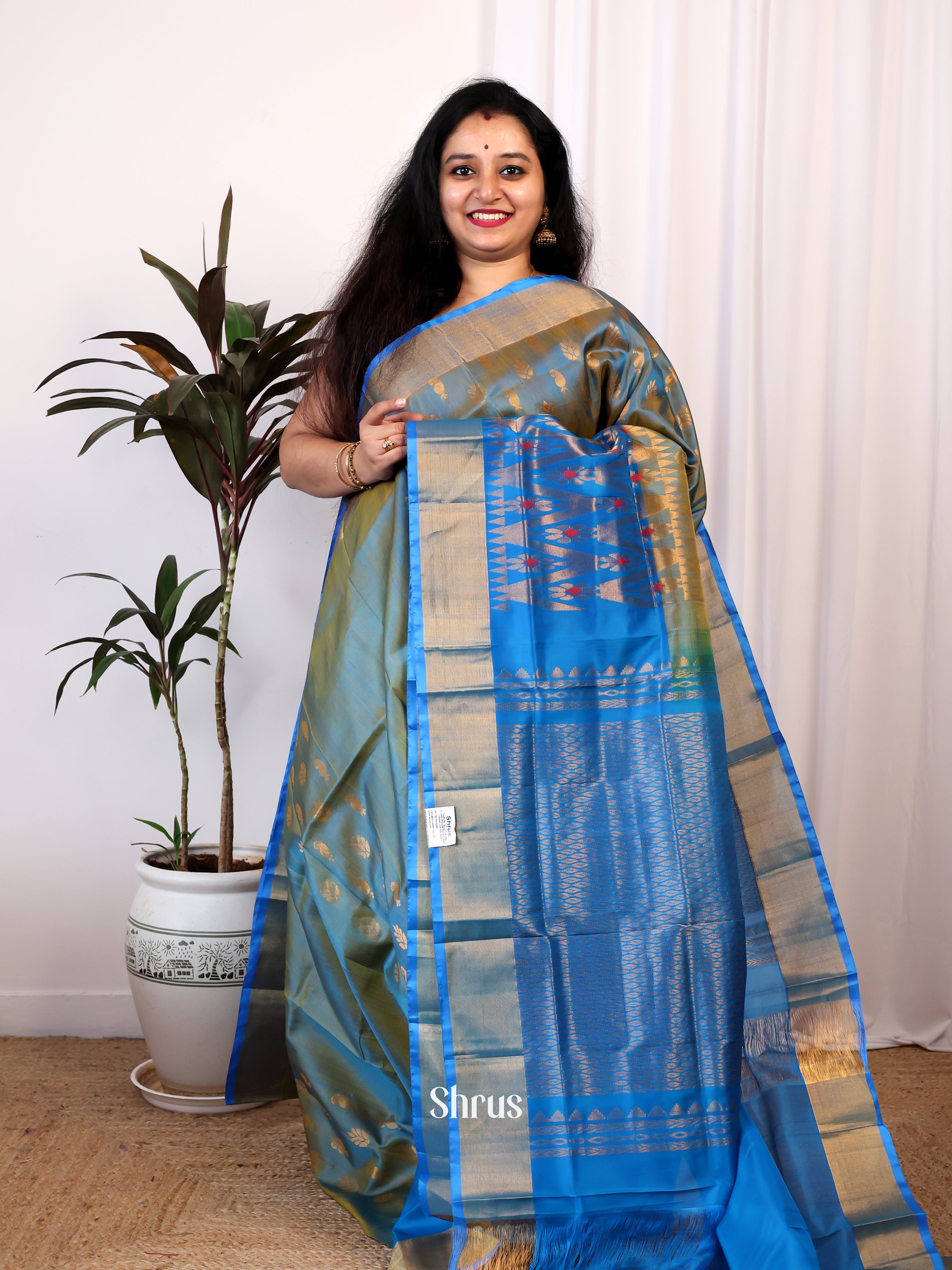 Double Shaded Blue & Blue - Uppada silk Saree - Shop on Shrus.com