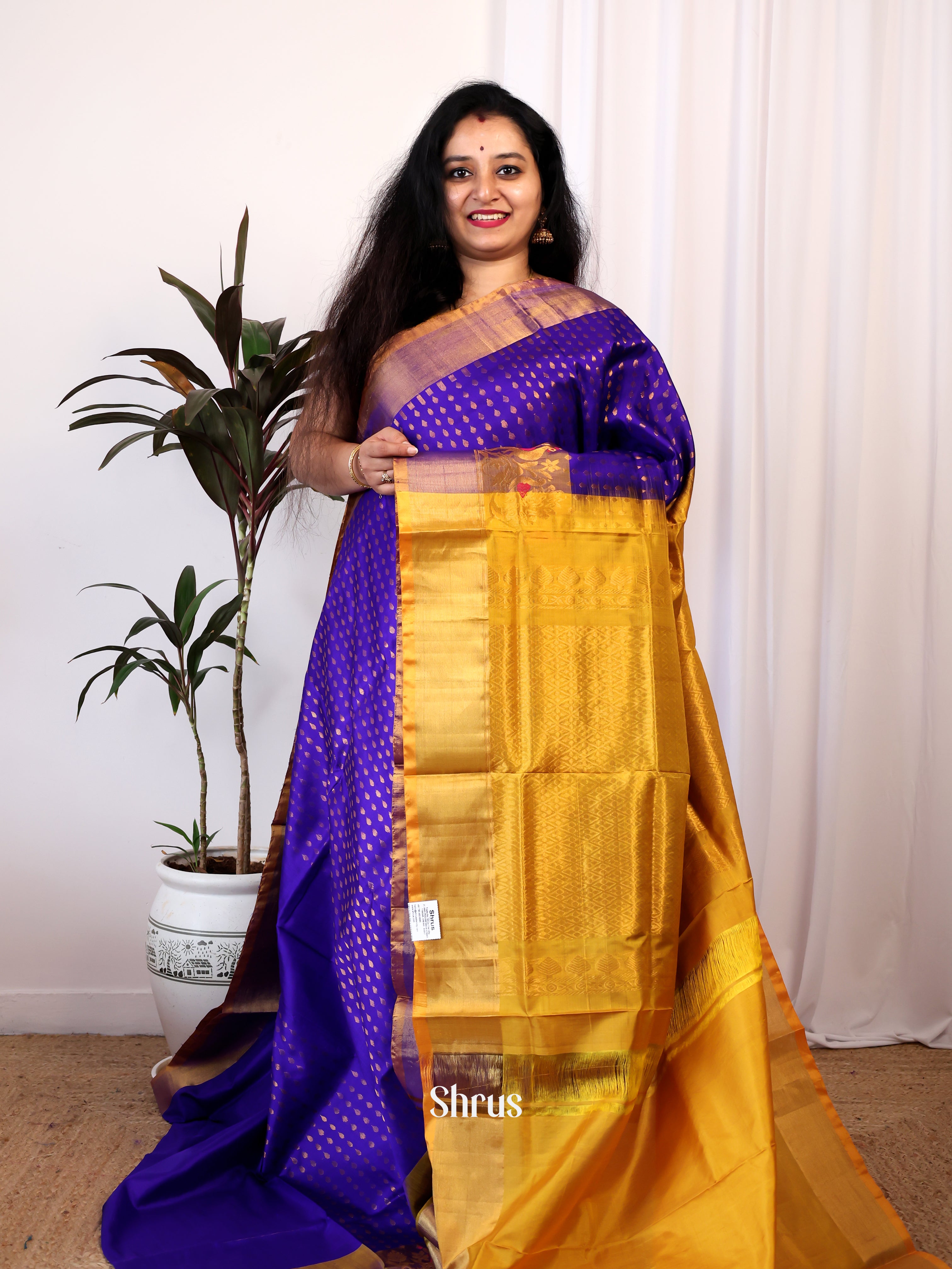 CJS05122 - Uppada silk Saree - Shop on Shrus.com