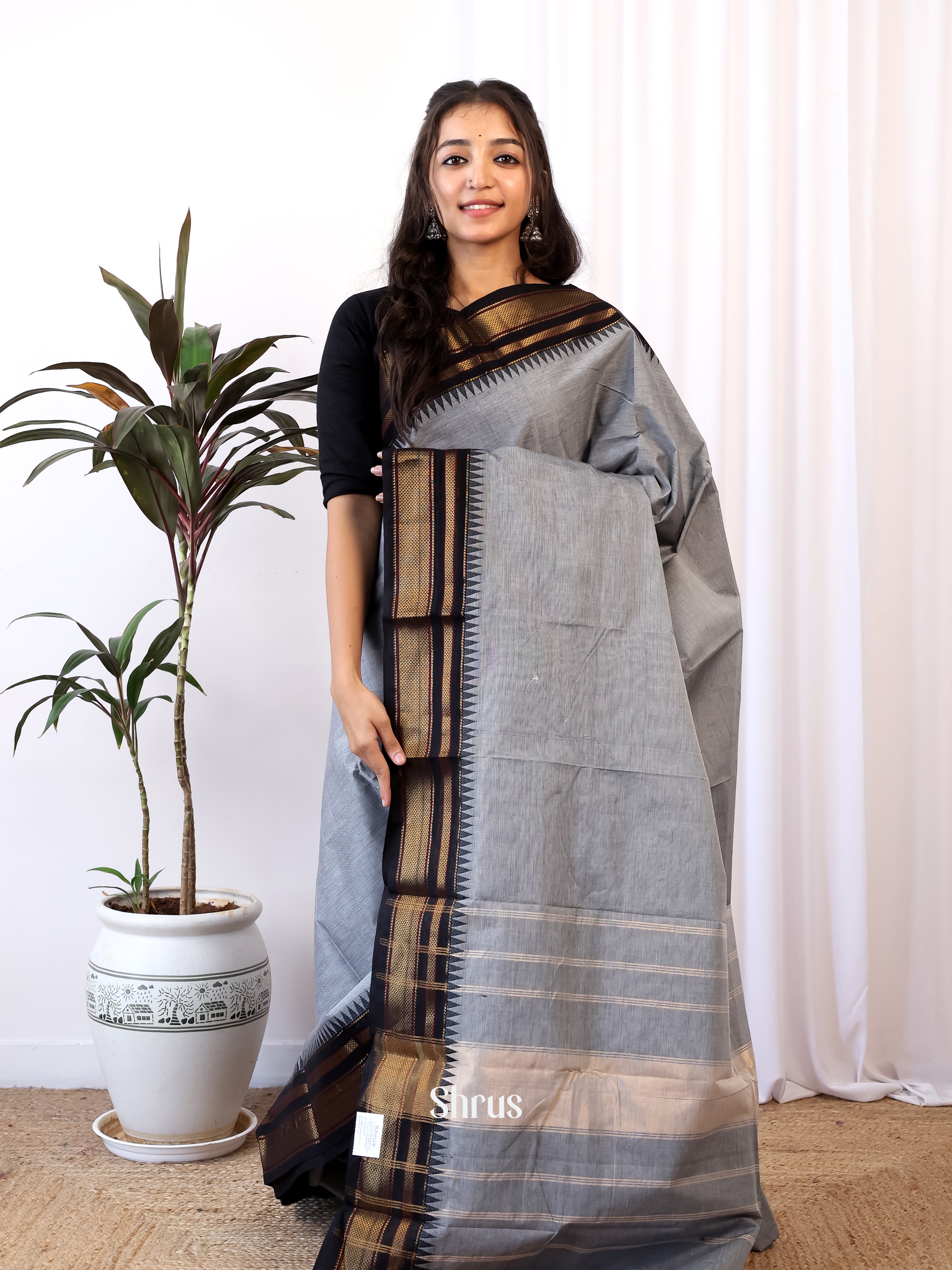 Grey & Black- Chettinad Cotton Saree - Shop on Shrus.com