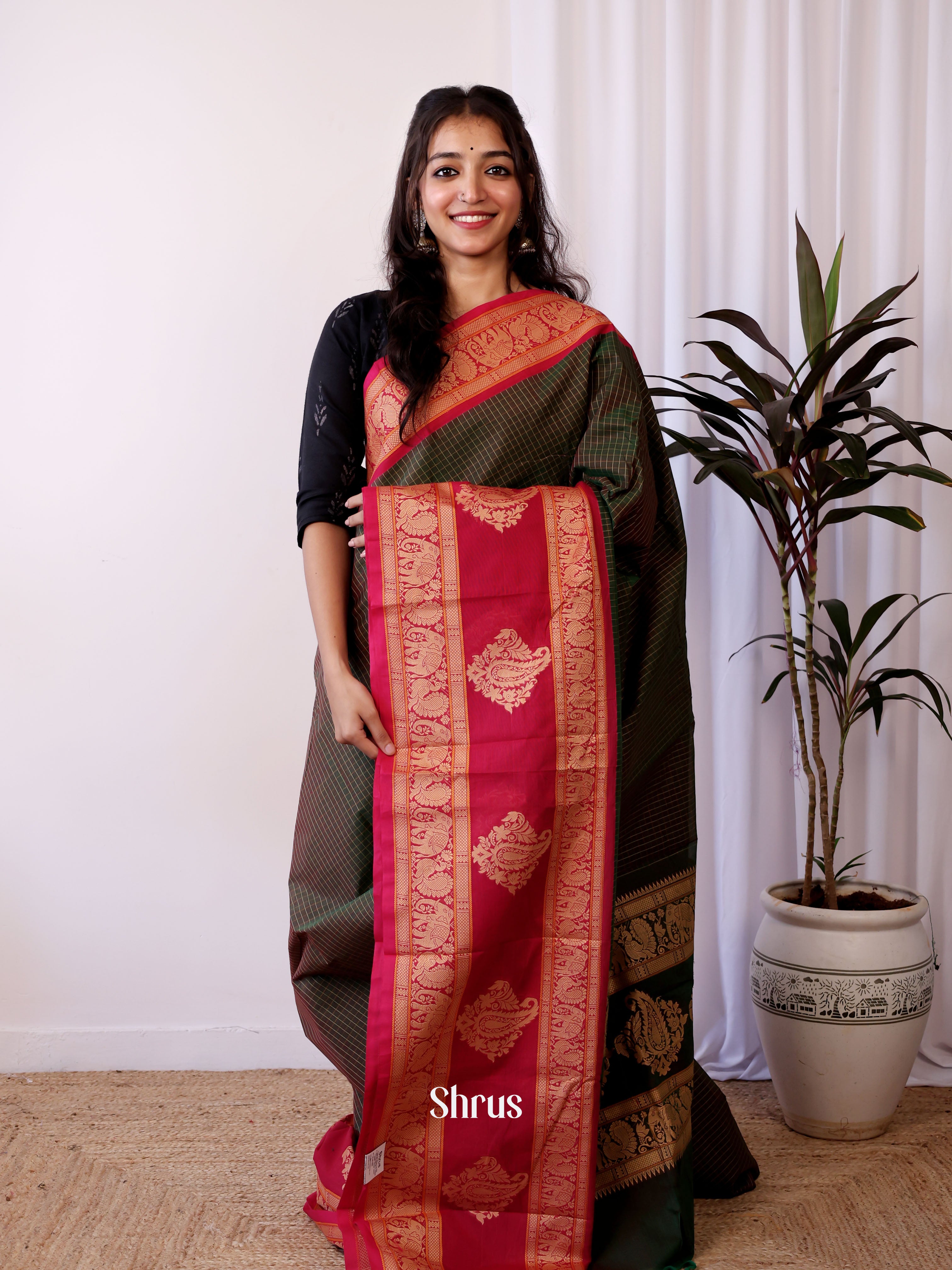 Green & Red - Chettinad Cotton Saree - Shop on Shrus.com