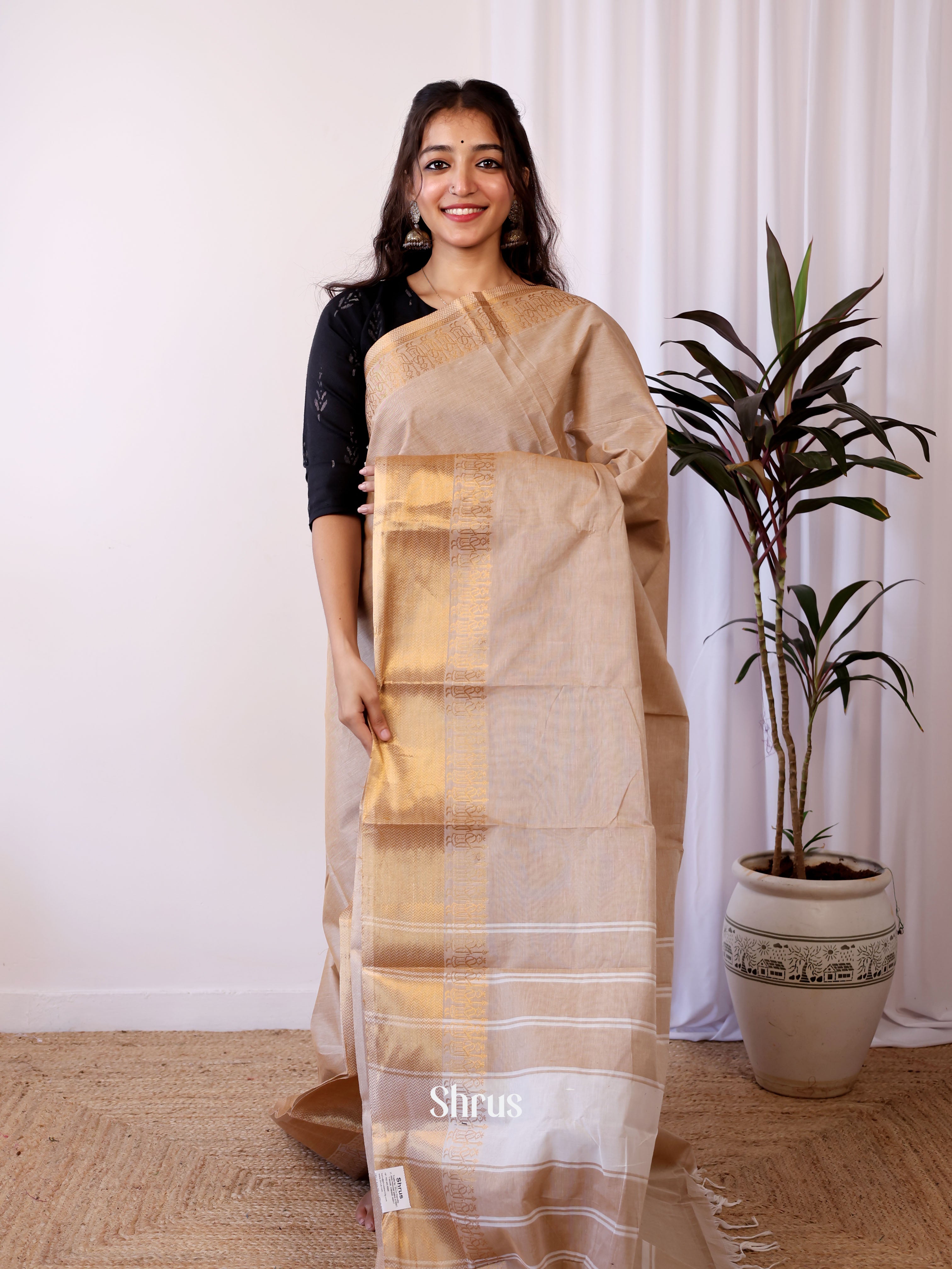 Lite Brown - Chettinad Cotton Saree - Shop on Shrus.com