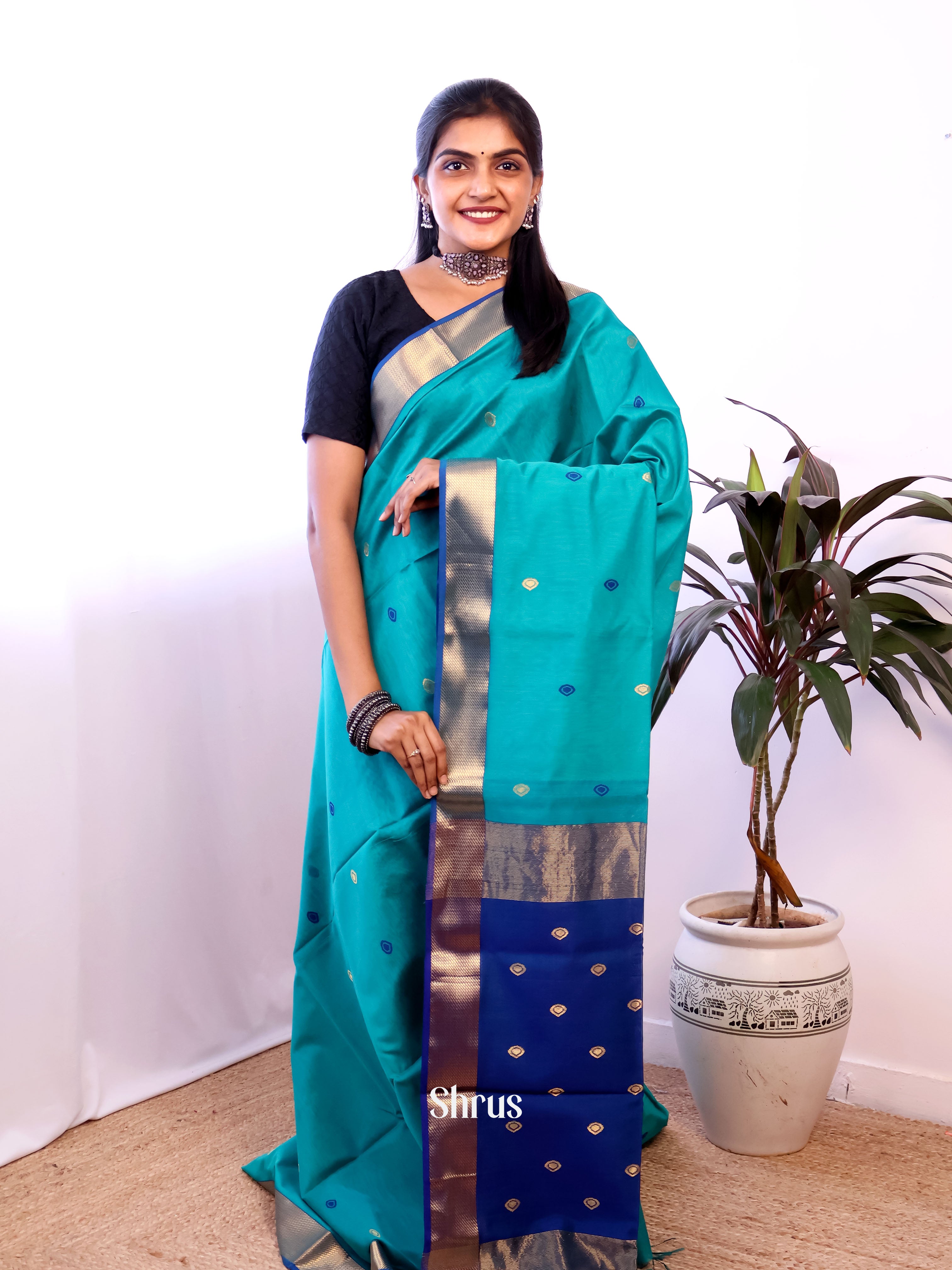 Teal & Blue - Maheshwari silkcotton Saree - Shop on Shrus.com