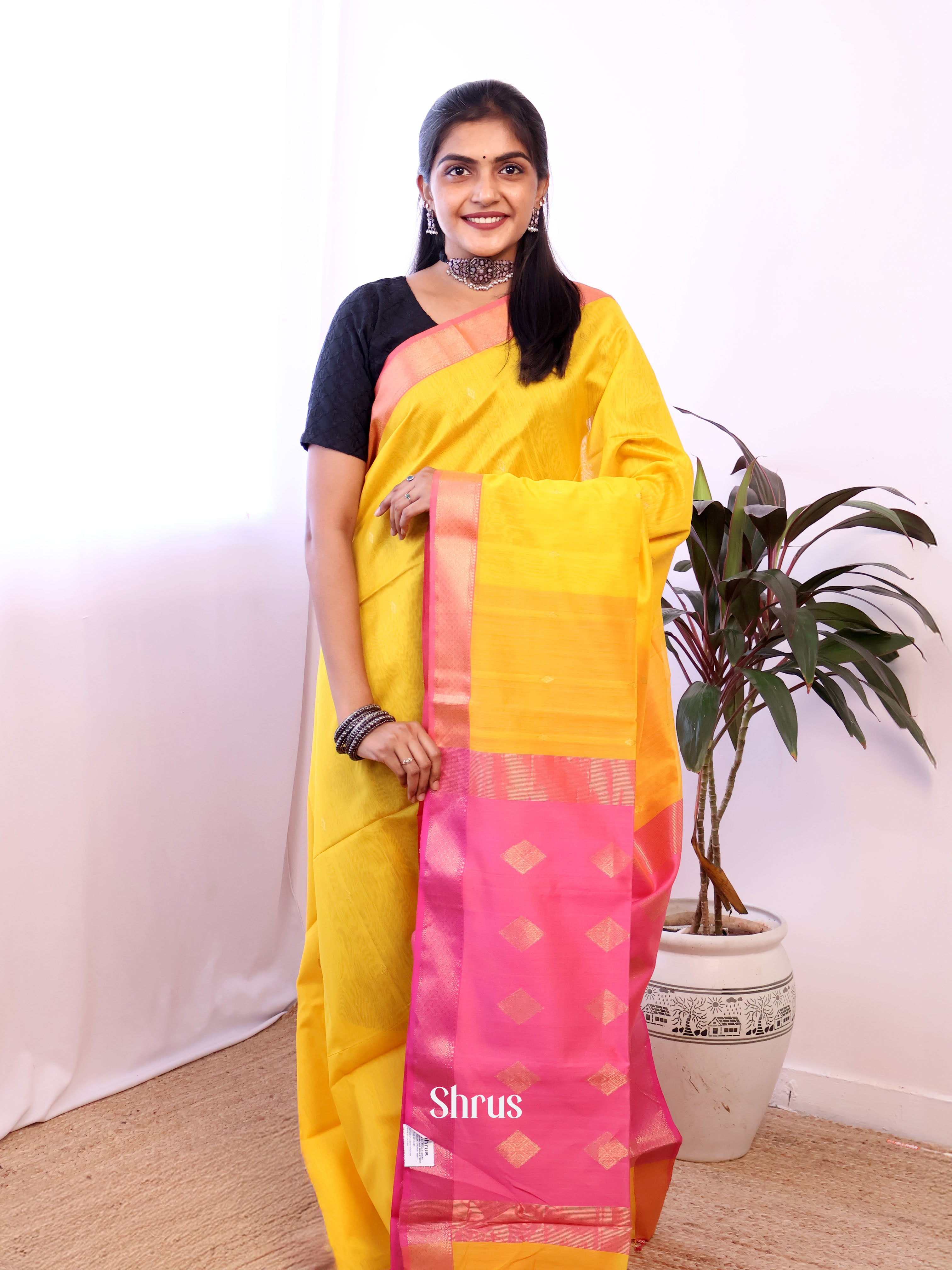 Yellow & Pink - Maheshwari silkcotton Saree - Shop on Shrus.com