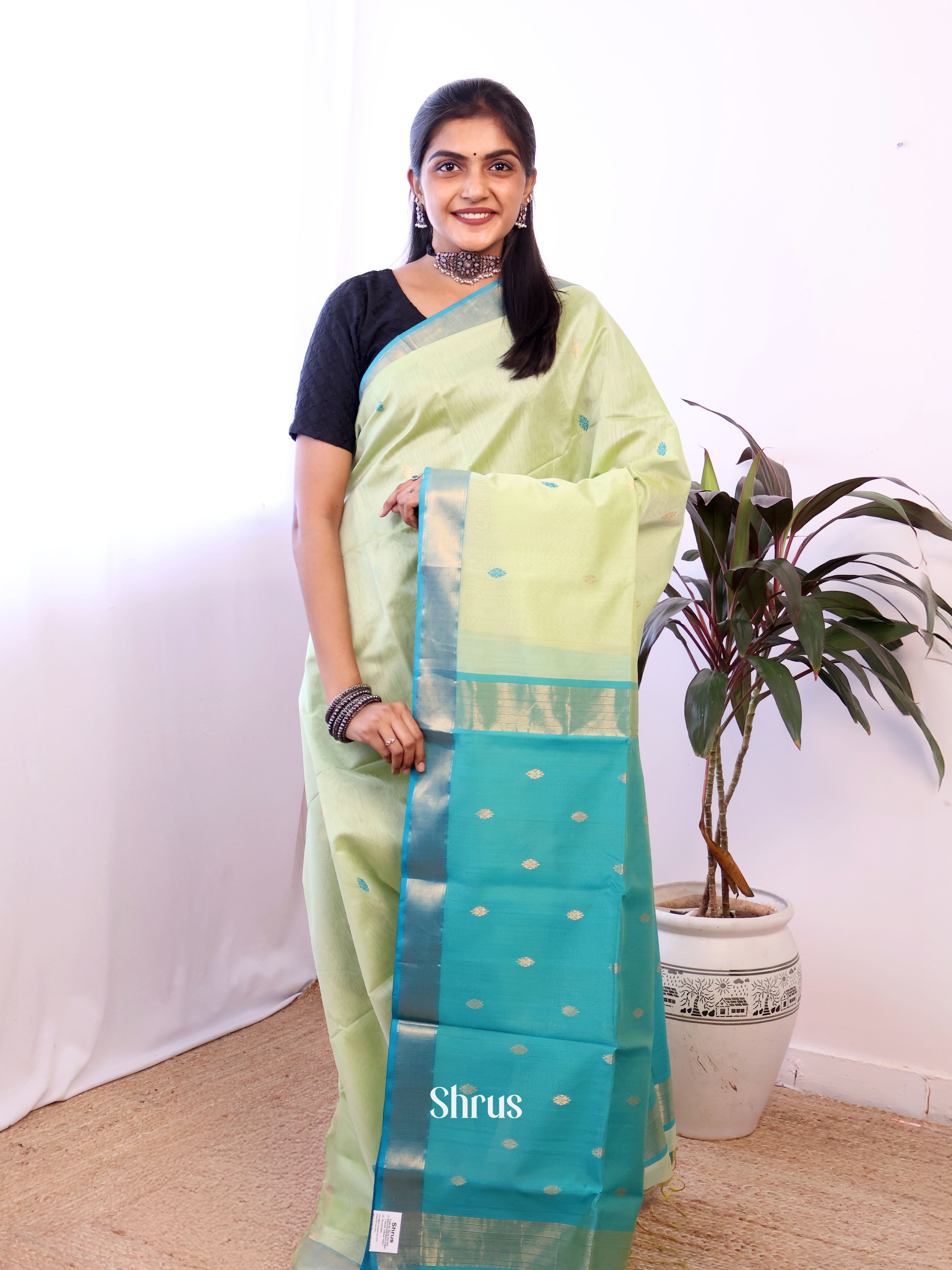 Pastel Green & Teal- Maheshwari silkcotton Saree - Shop on Shrus.com