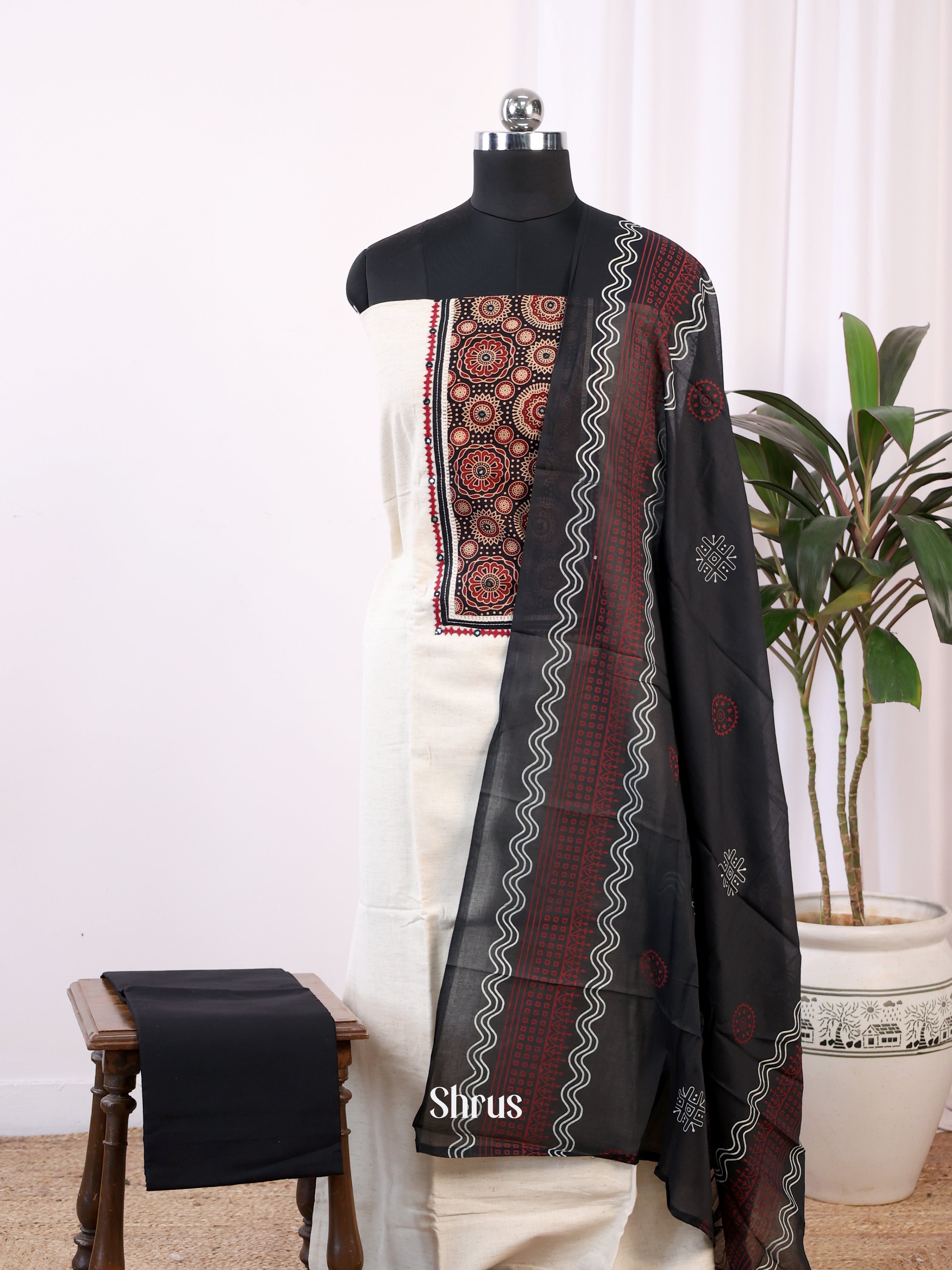 Cream & Black - Cotton salwar - Shop on Shrus.com