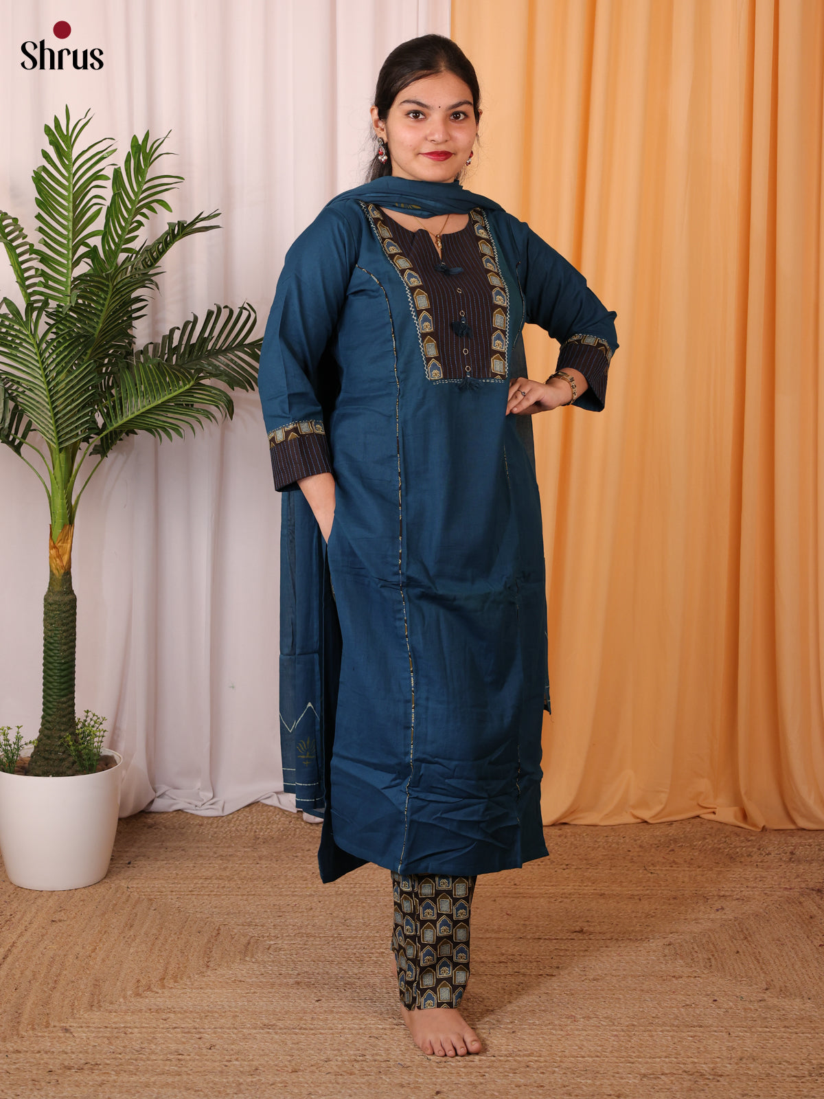 CJS08009 - Readymade Suits - Shop on Shrus.com