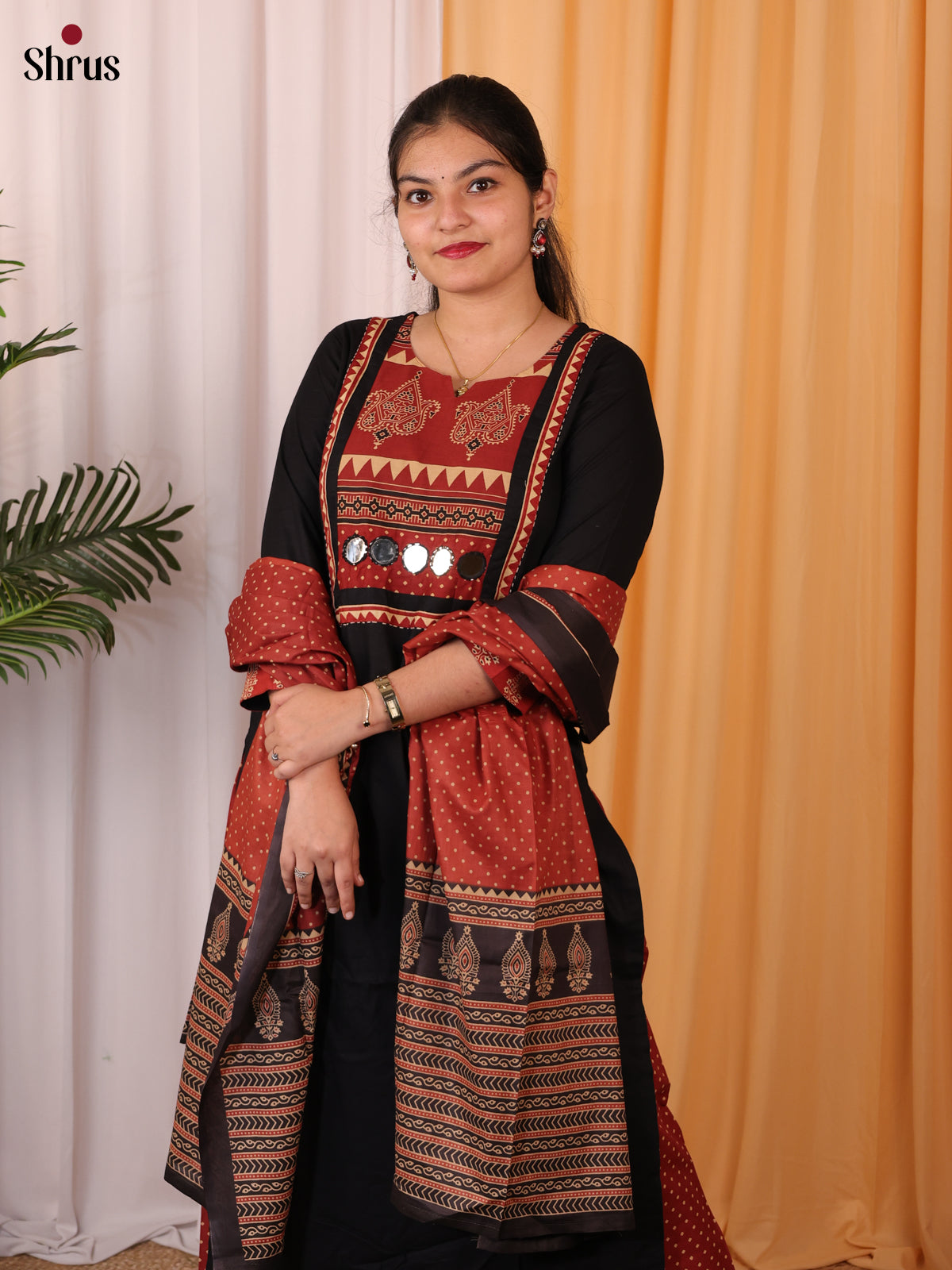 CJS08029 - Readymade Suits - Shop on Shrus.com
