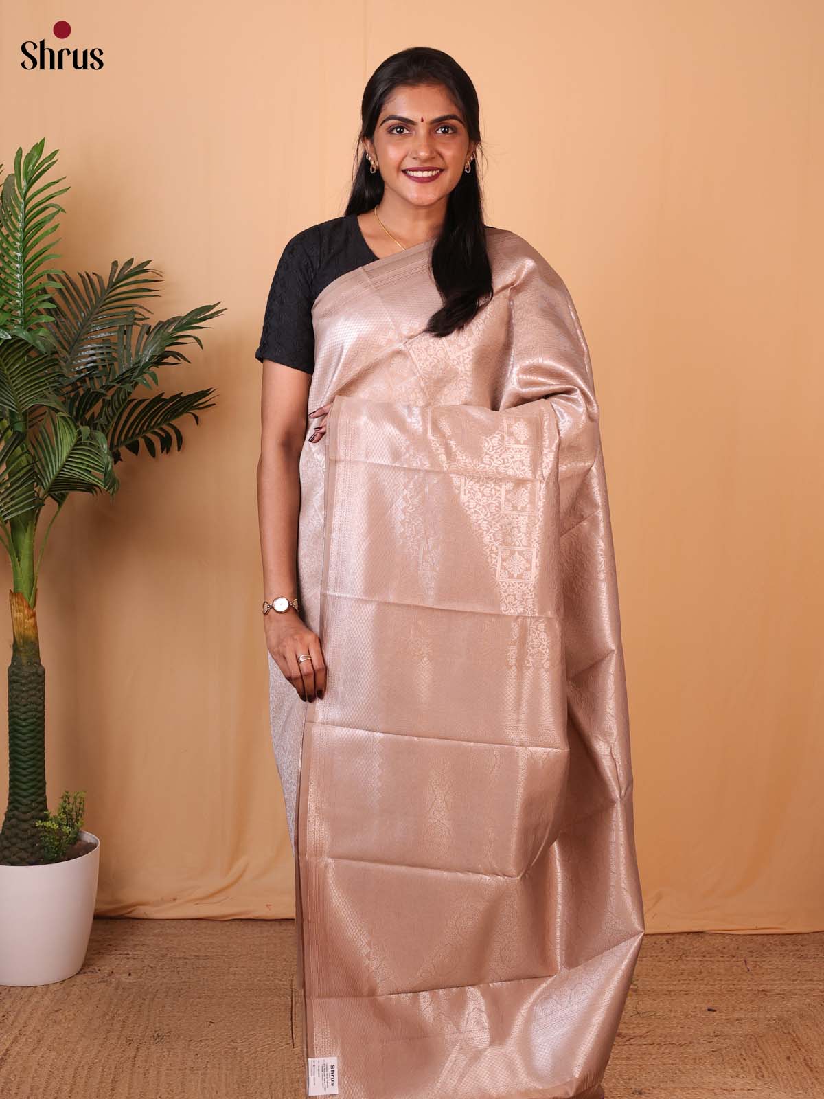 Peach- Semi Softsilk Saree - Shop on Shrus.com