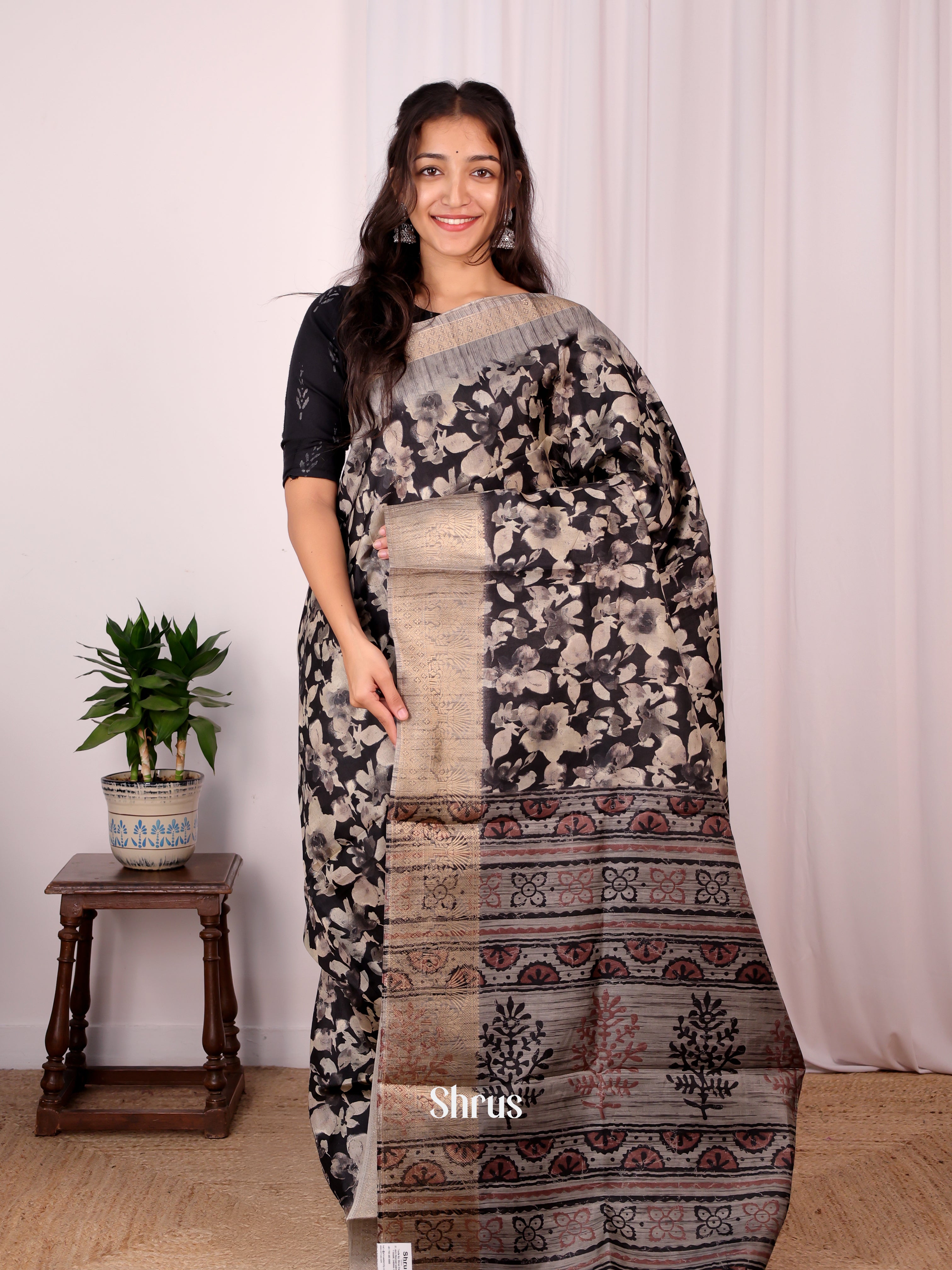Black & Grey - Semi Dupion Saree - Shop on Shrus.com