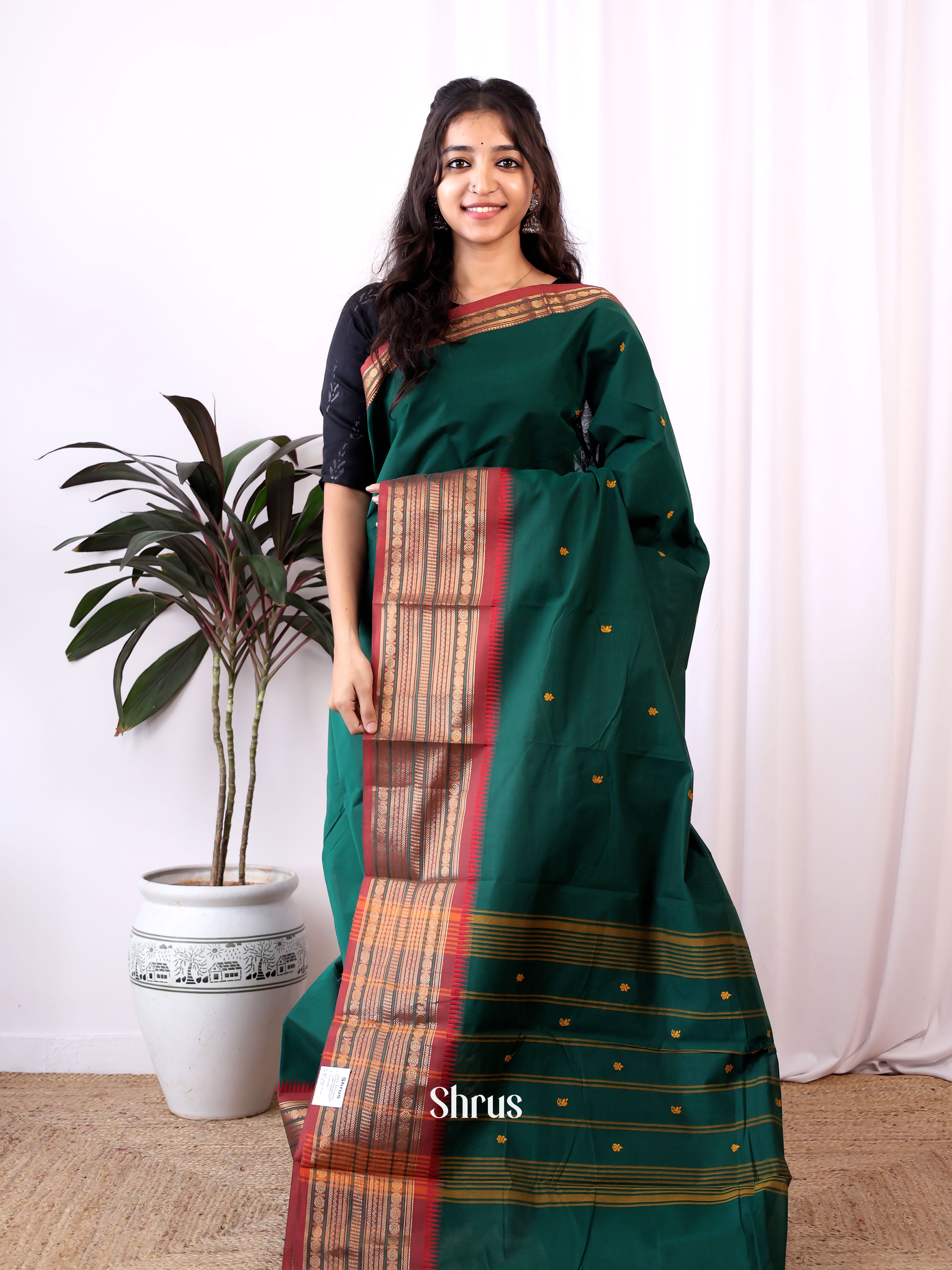 Green & Red - Chettinad Cotton Saree - Shop on Shrus.com