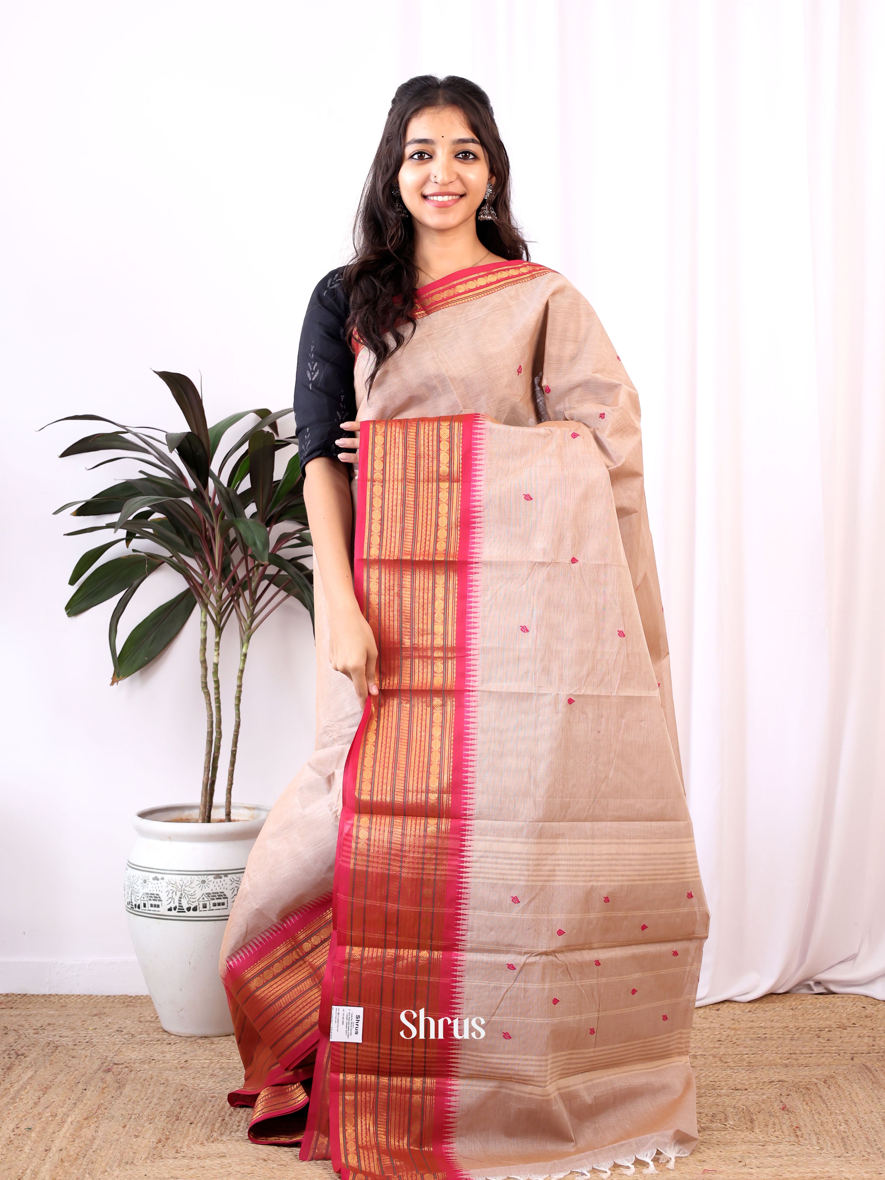 Lite brown & Red - Chettinad Cotton Saree - Shop on Shrus.com