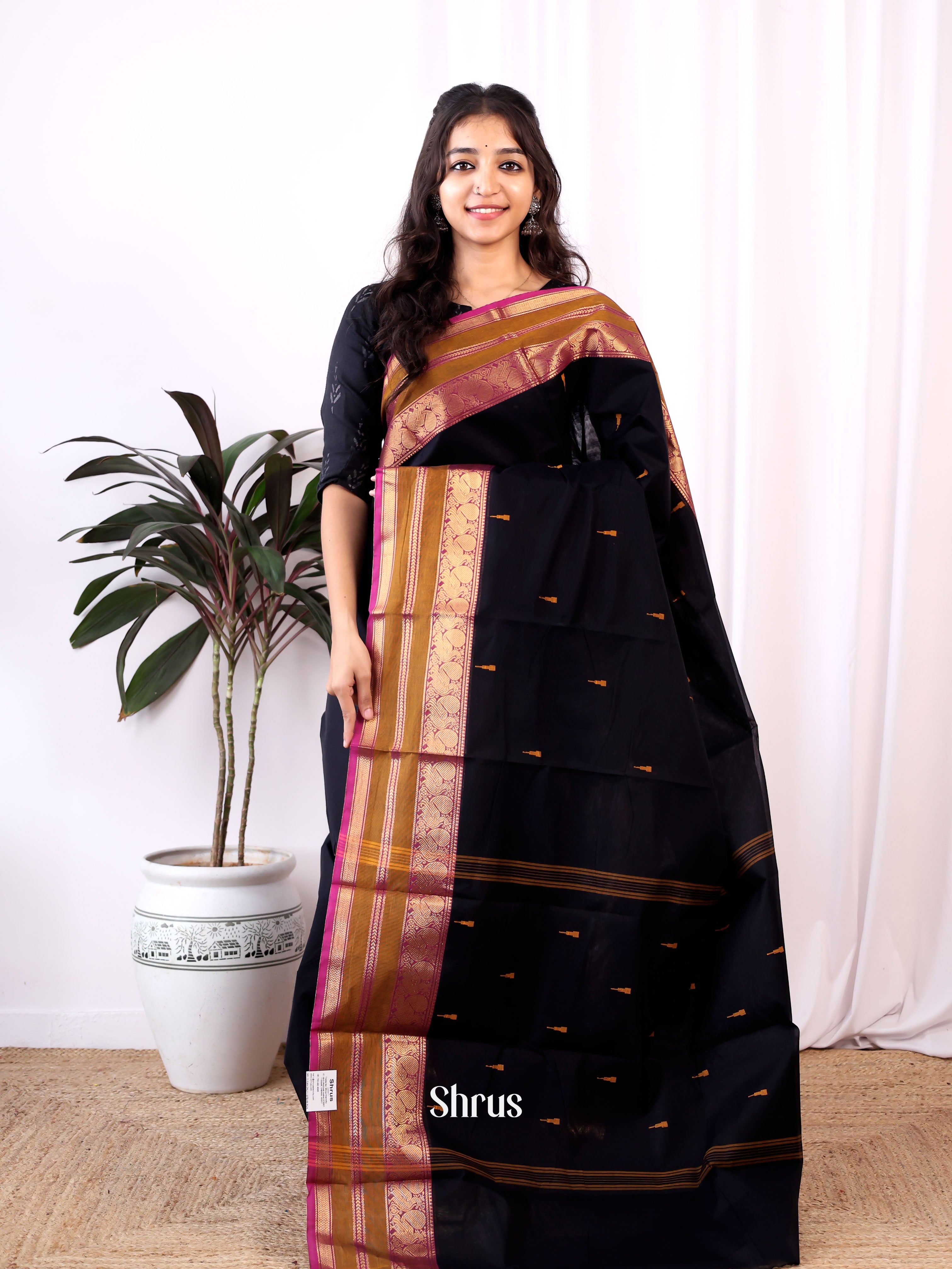Black & Majenta - Chettinad Cotton Saree - Shop on Shrus.com