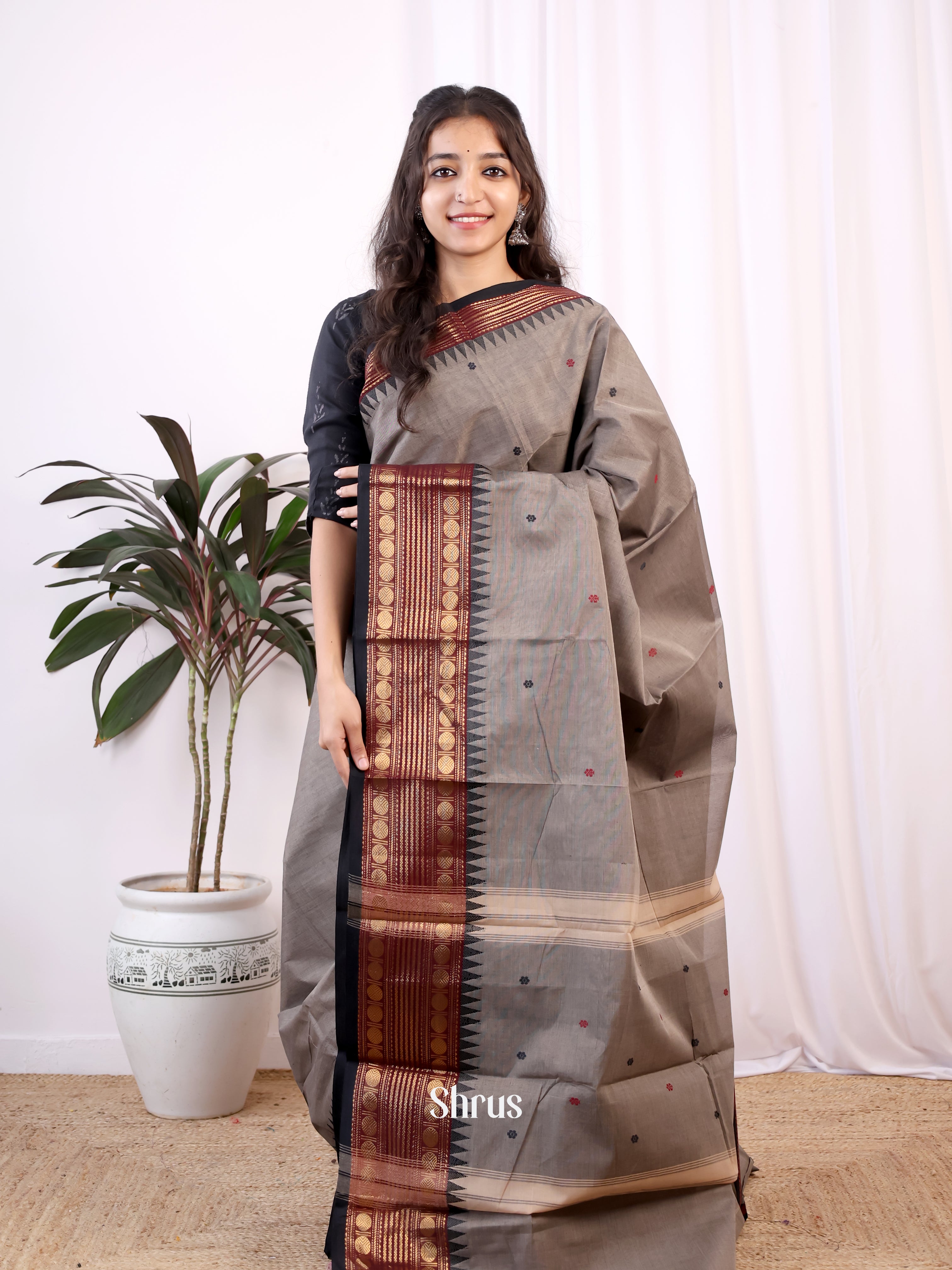 Grey & Black- Chettinad Cotton Saree - Shop on Shrus.com