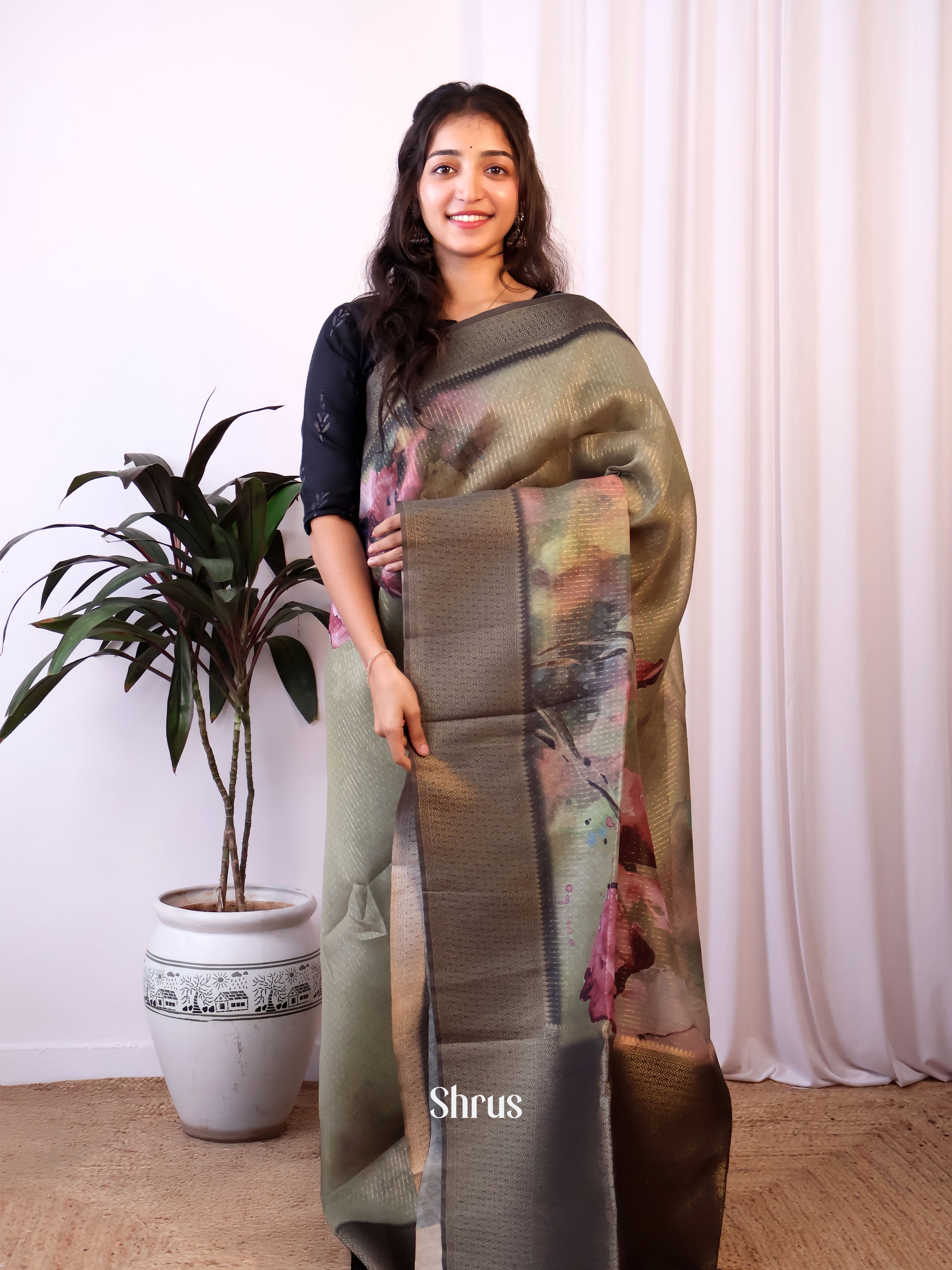 Green - Semi Jute Saree - Shop on Shrus.com