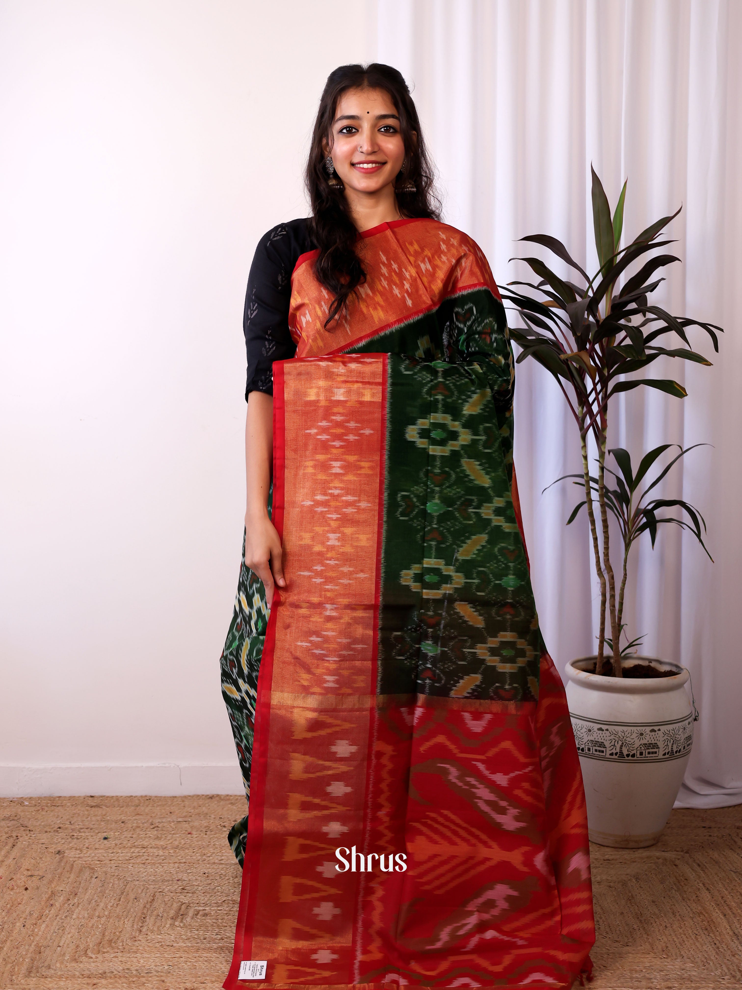 Green & Red- Pochampally sico Saree - Shop on Shrus.com