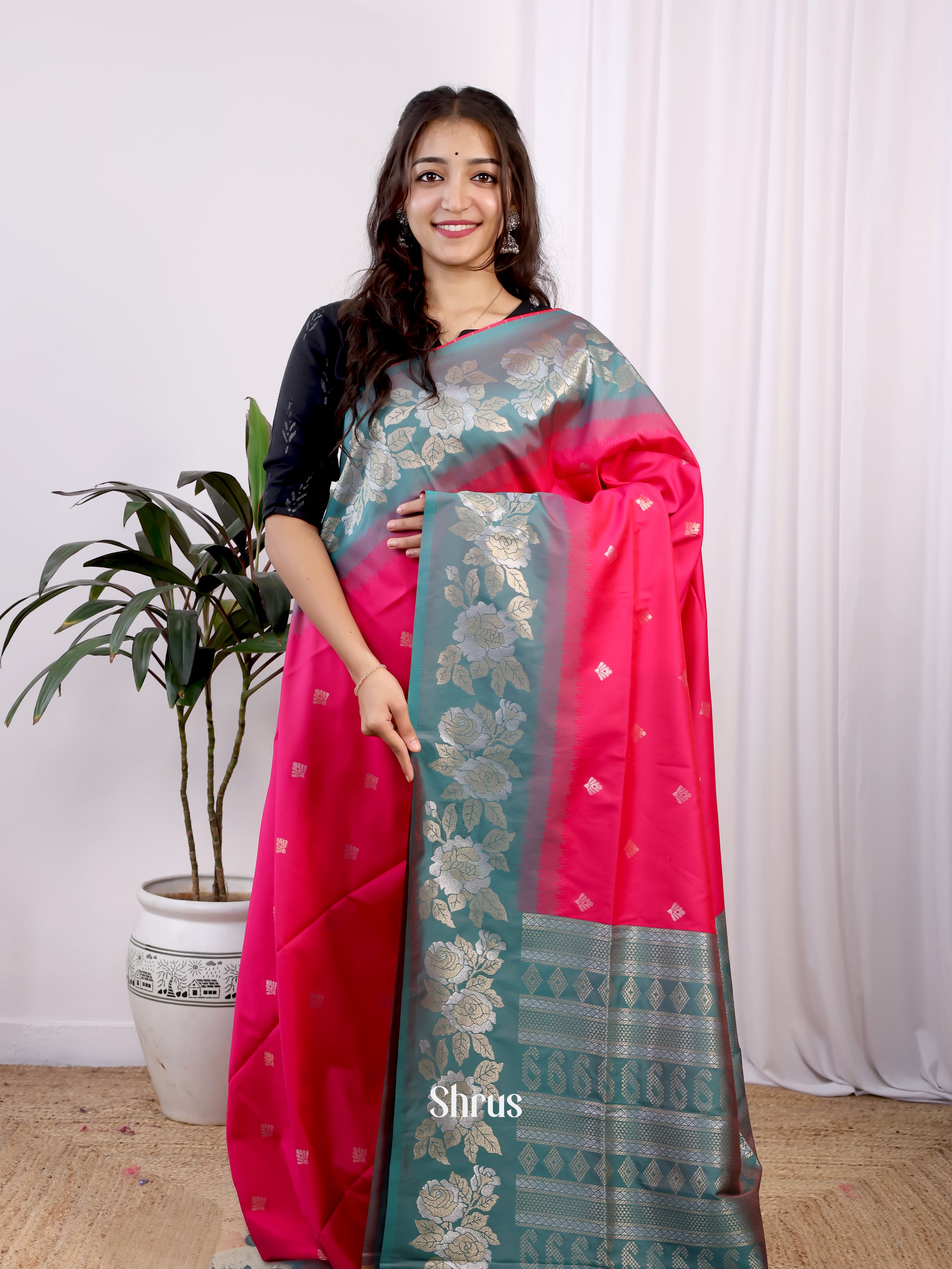 Reddish Pink & Green- Semi Softsilk Saree - Shop on Shrus.com