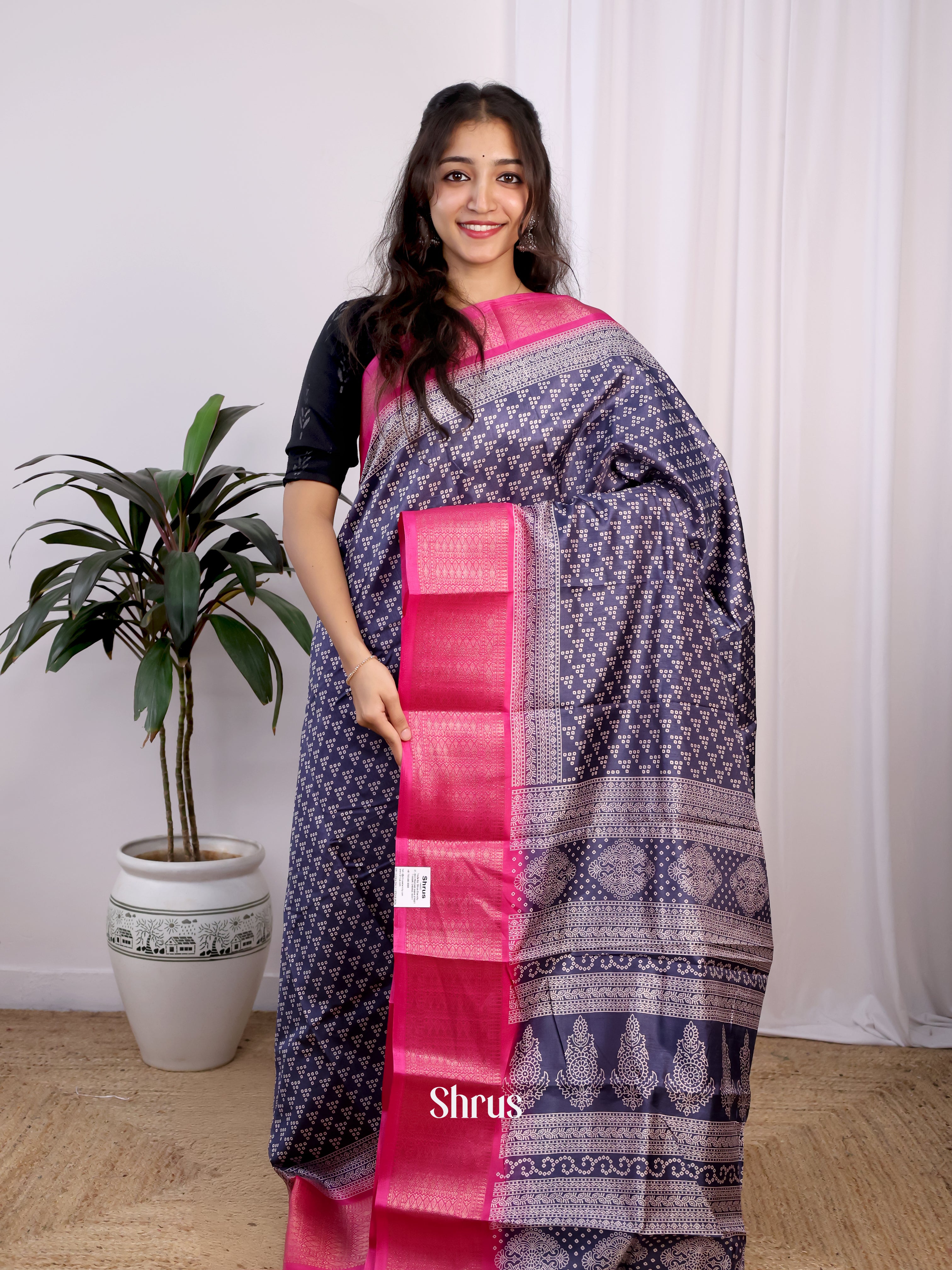 Purple & Pink - Semi Crepe Saree - Shop on Shrus.com