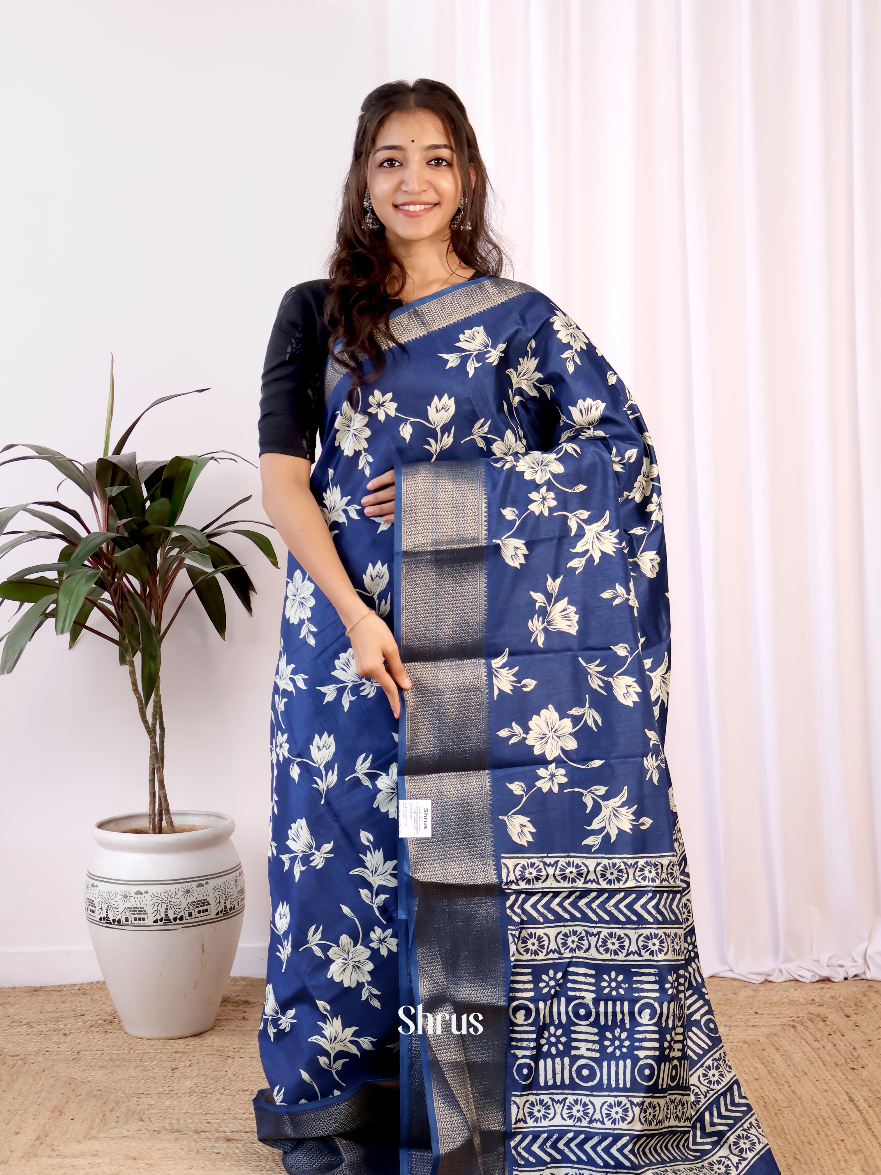 CJS10052 - Semi Crepe Saree - Shop on Shrus.com