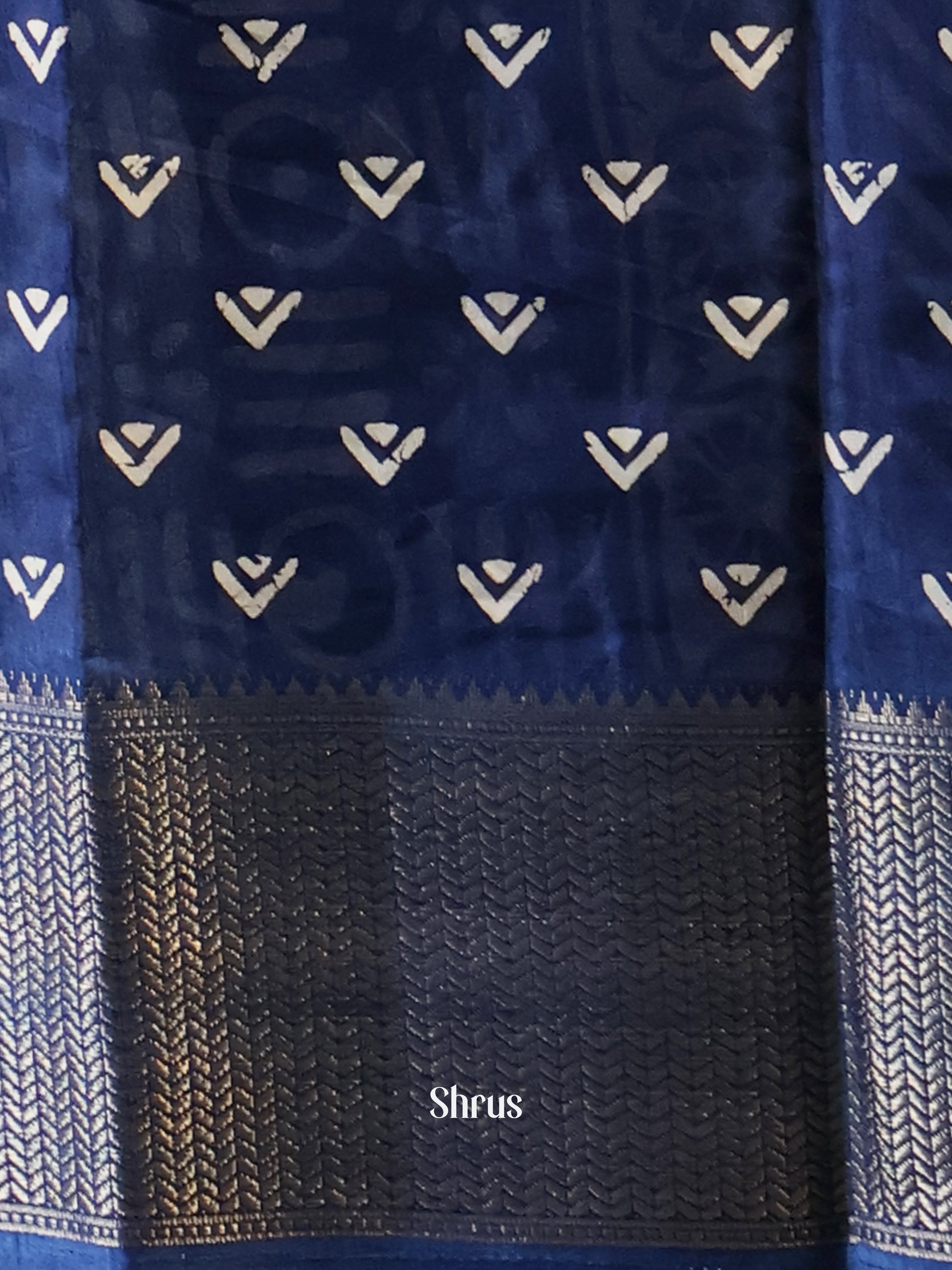 CJS10052 - Semi Crepe Saree - Shop on Shrus.com