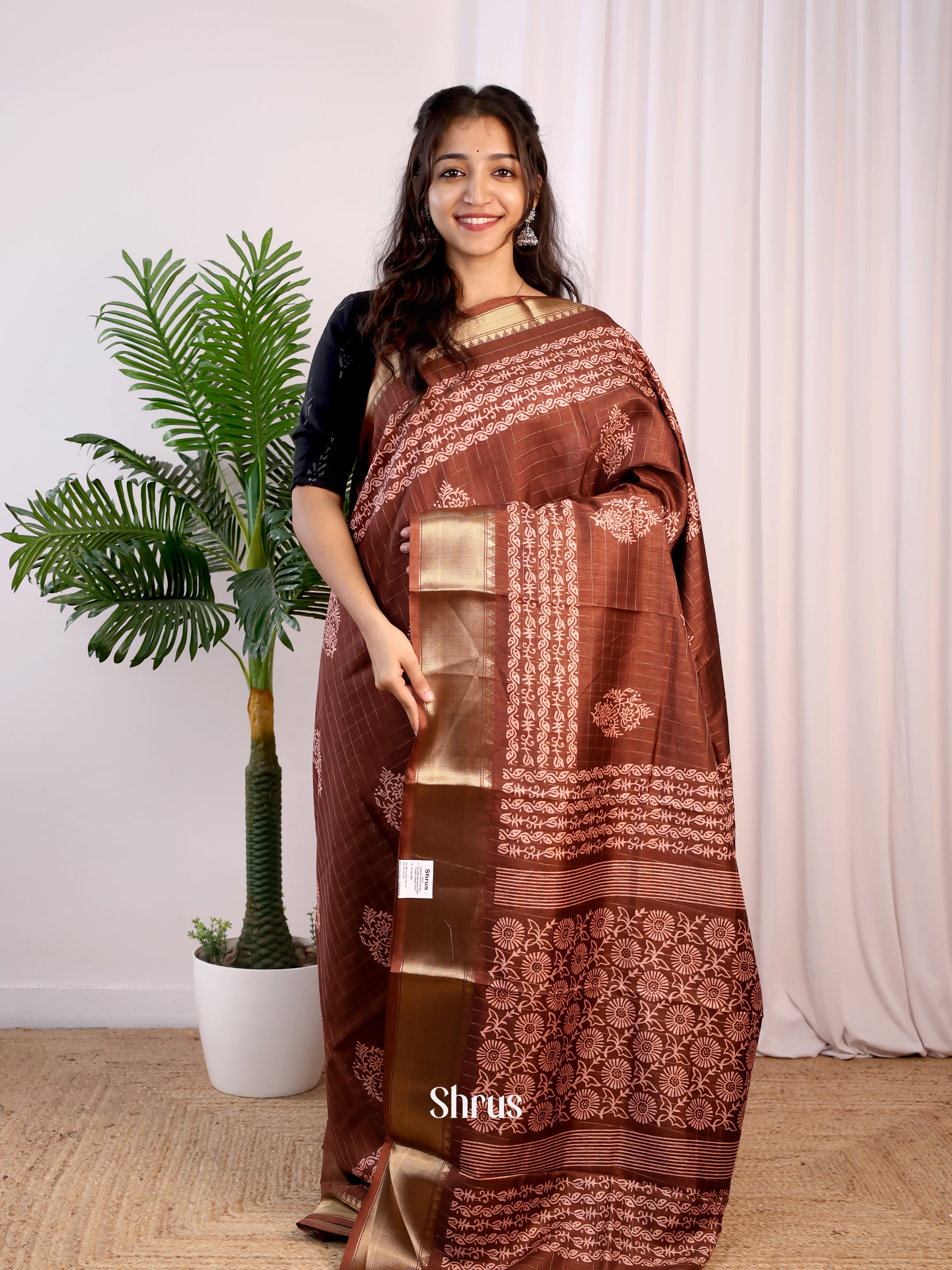 Brown - Semi Crepe Saree - Shop on Shrus.com