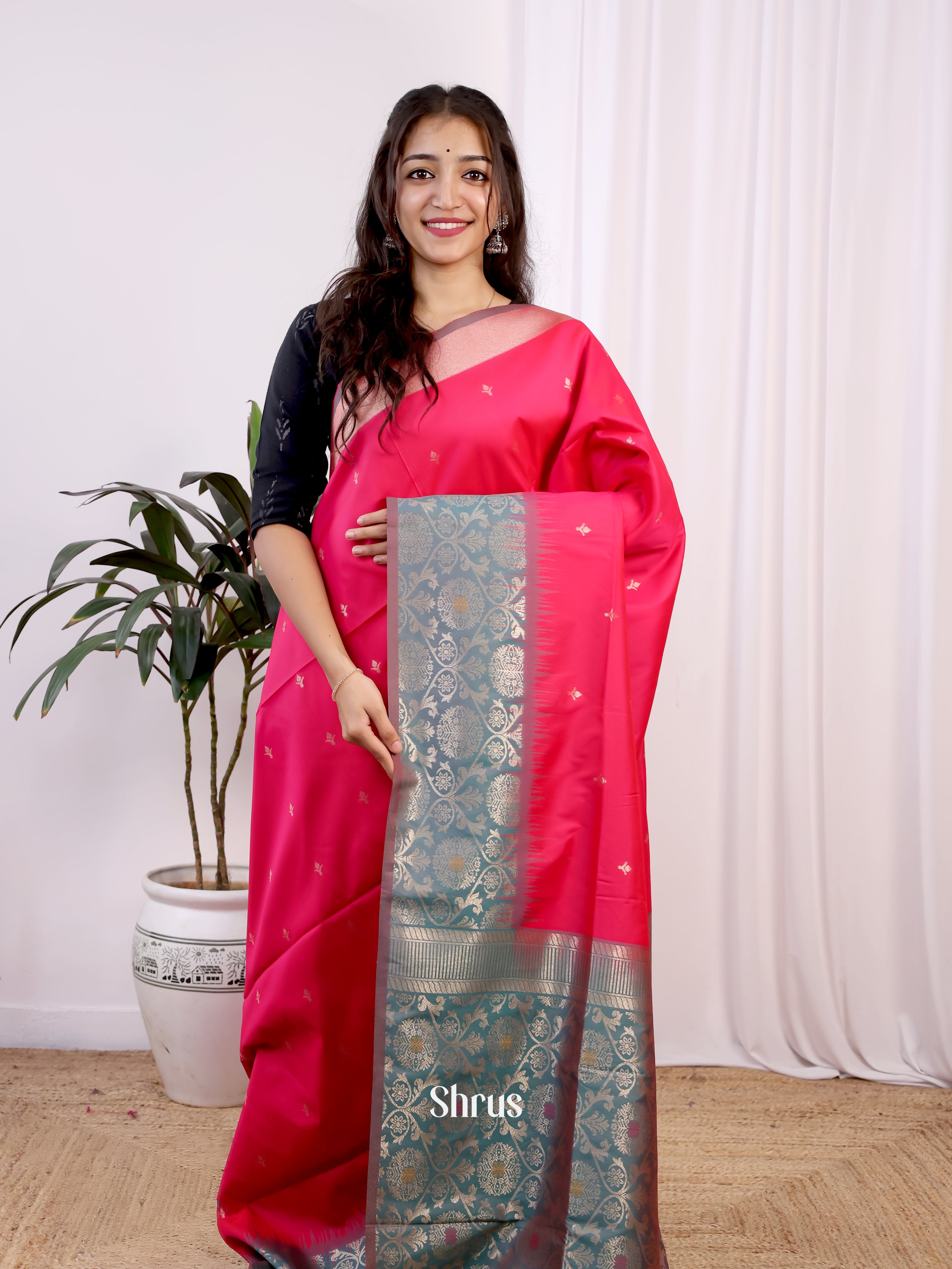 Reddish Pink & Green- Semi Softsilk Saree - Shop on Shrus.com