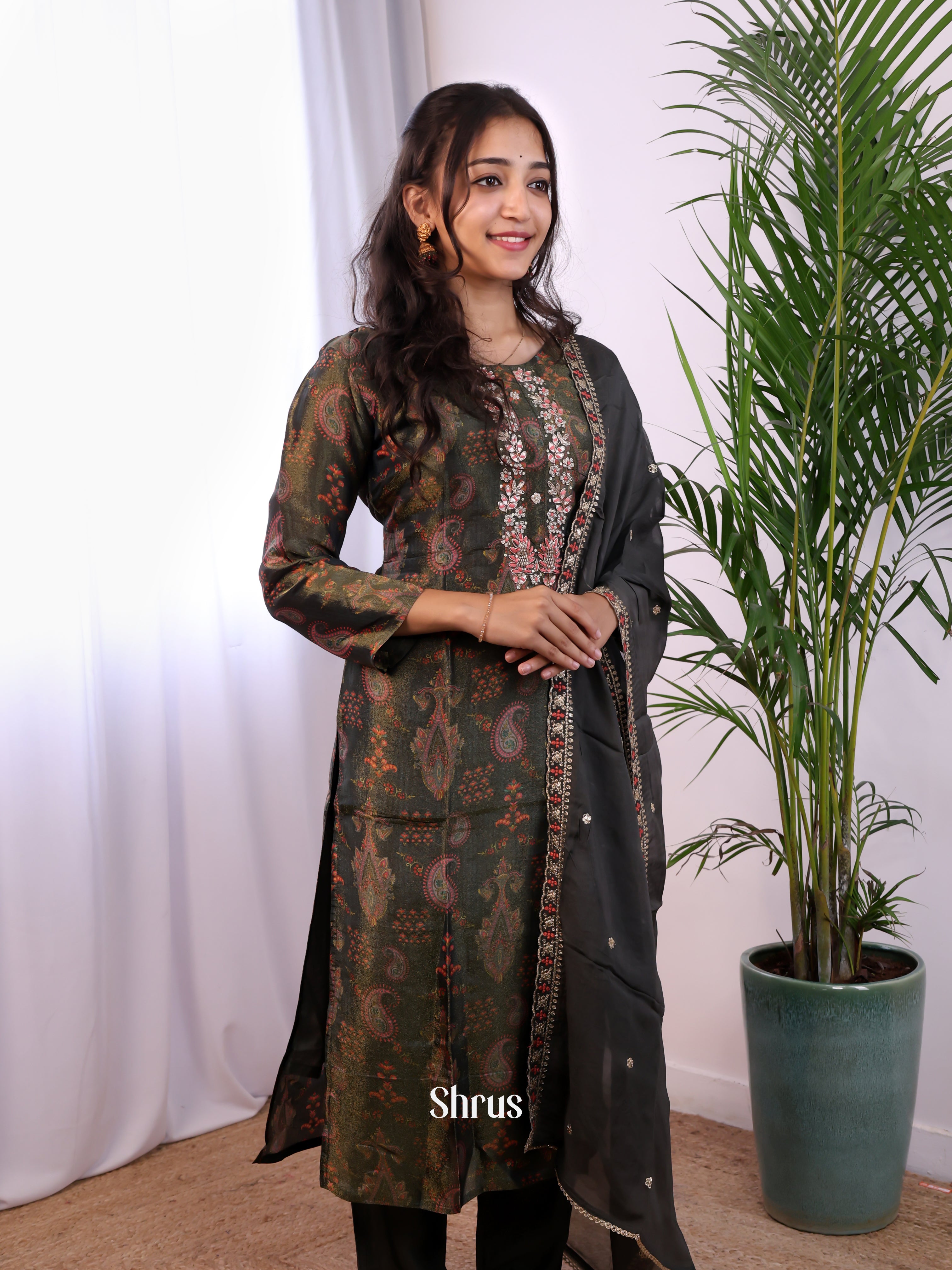 Green & Black - 3pc Readymade Suits - Shop on Shrus.com