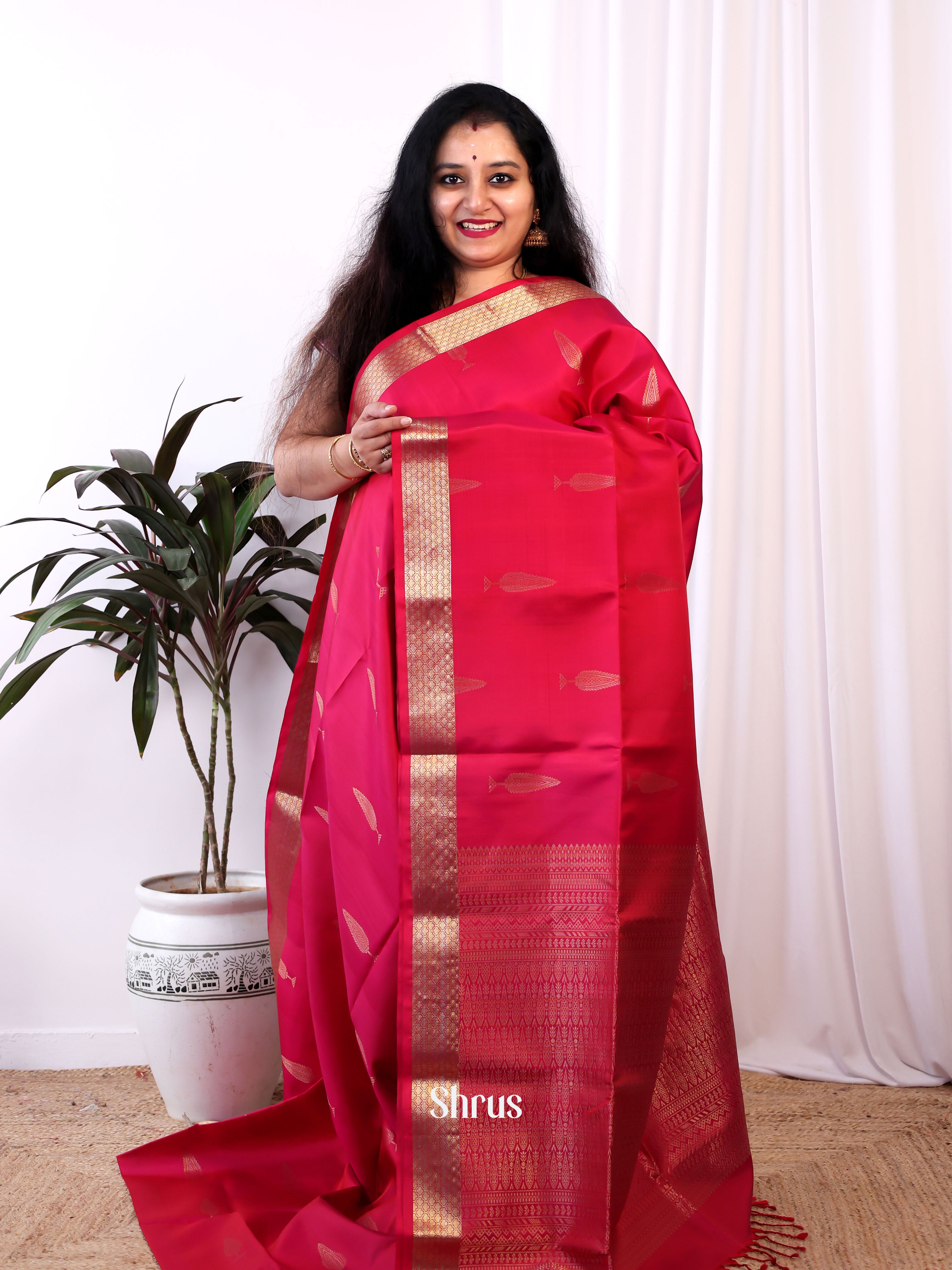 Red(Single Tone)- Soft Silk Saree - Shop on Shrus.com