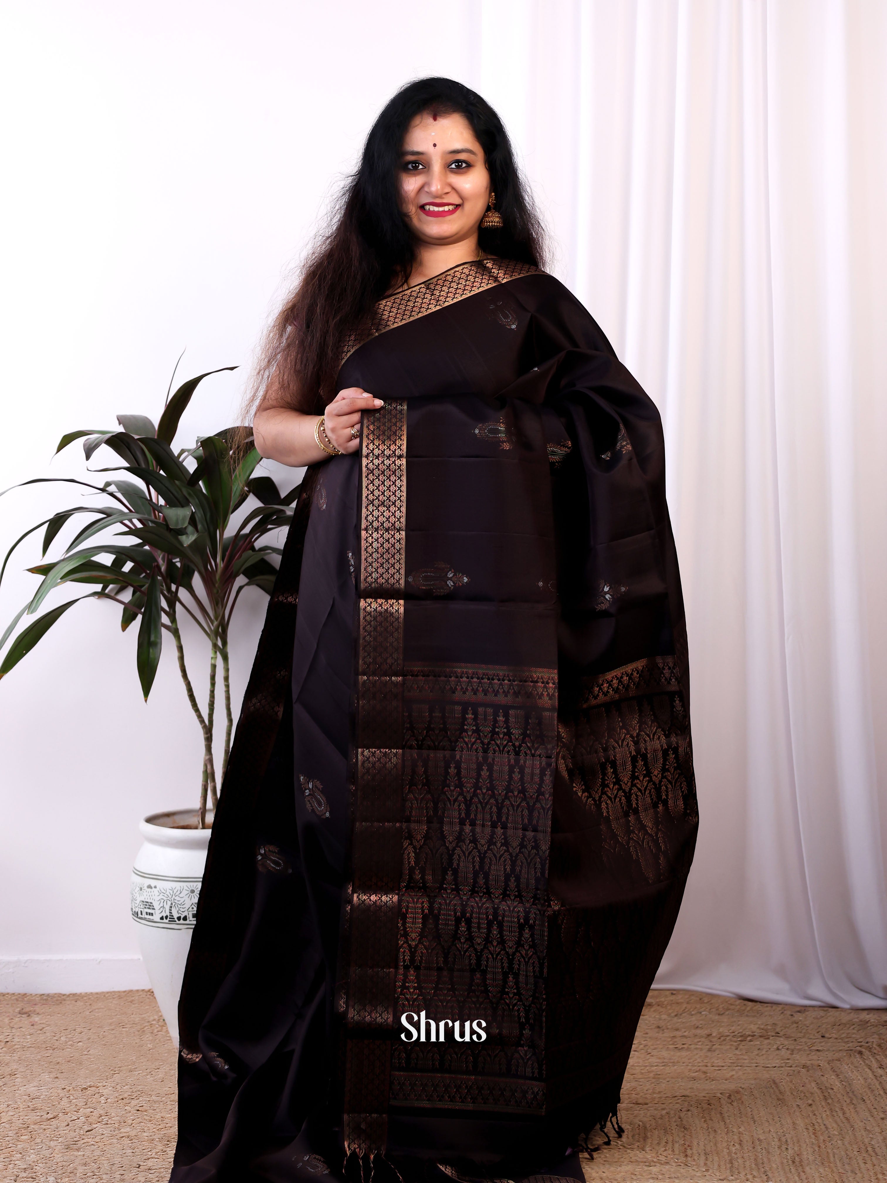 Brown(Single Tone) - Soft Silk Saree - Shop on Shrus.com