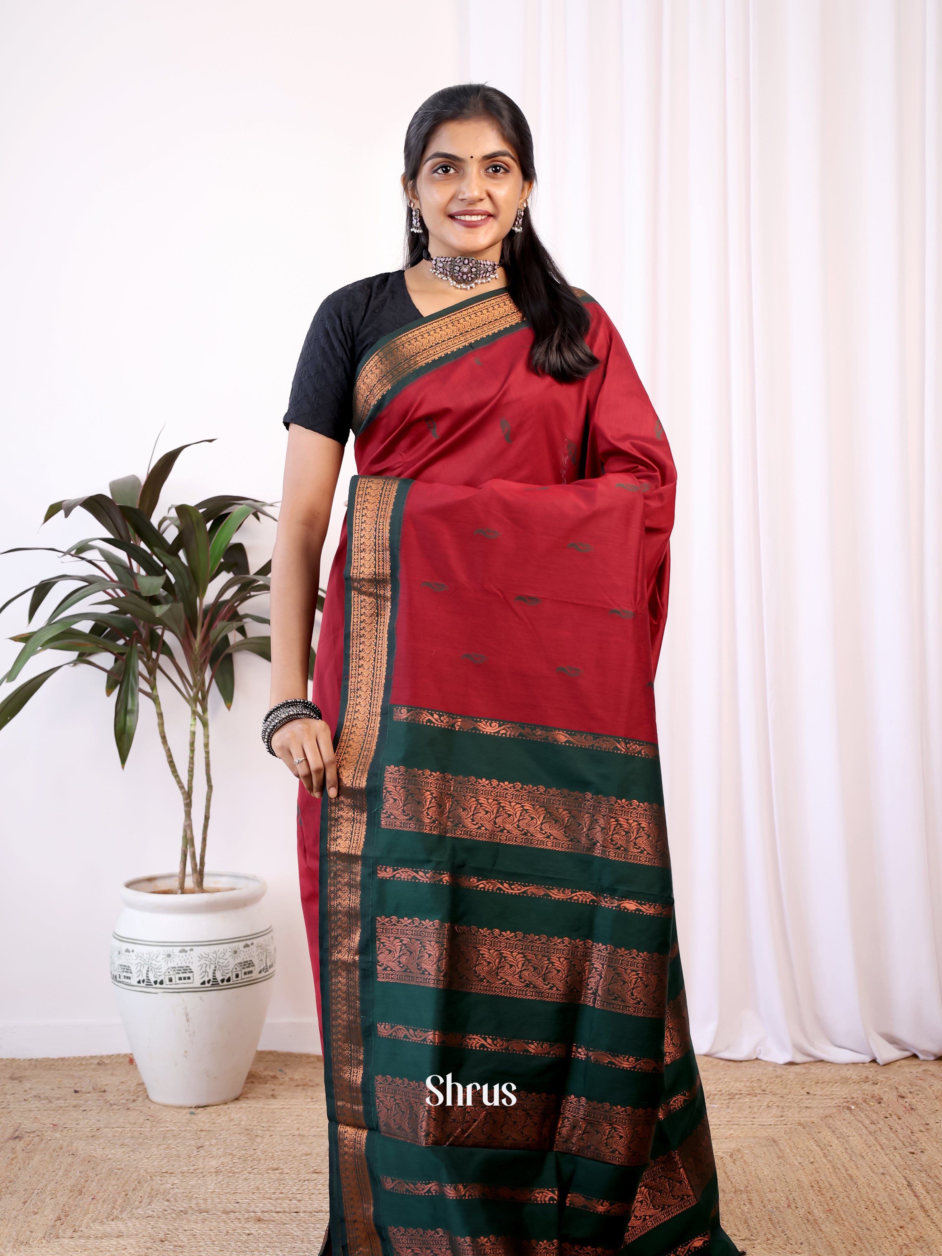 Red & Green - Kalyani Cotton Saree - Shop on Shrus.com