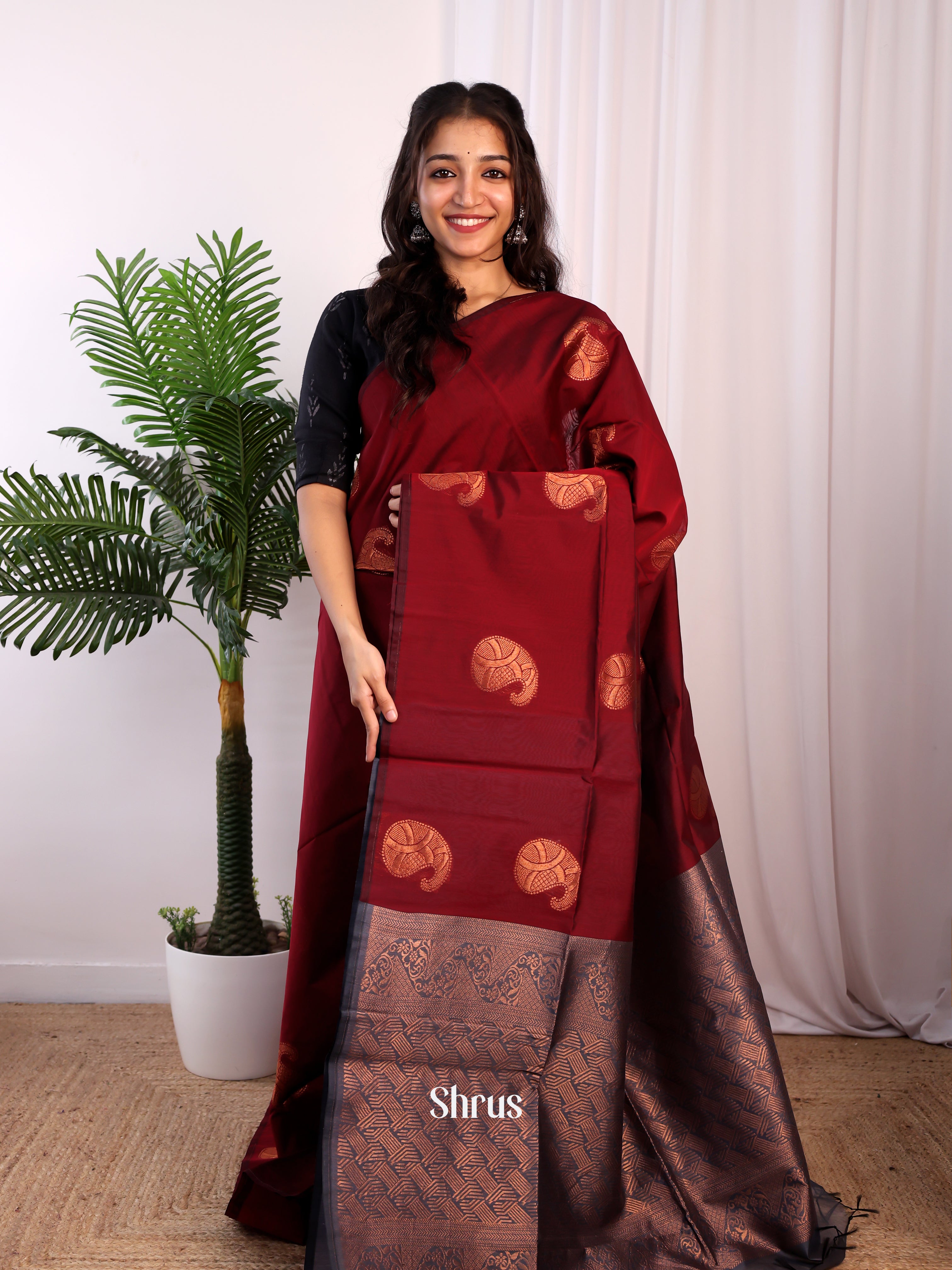 Maroon & Grey - Semi Silkcotton Saree - Shop on Shrus.com