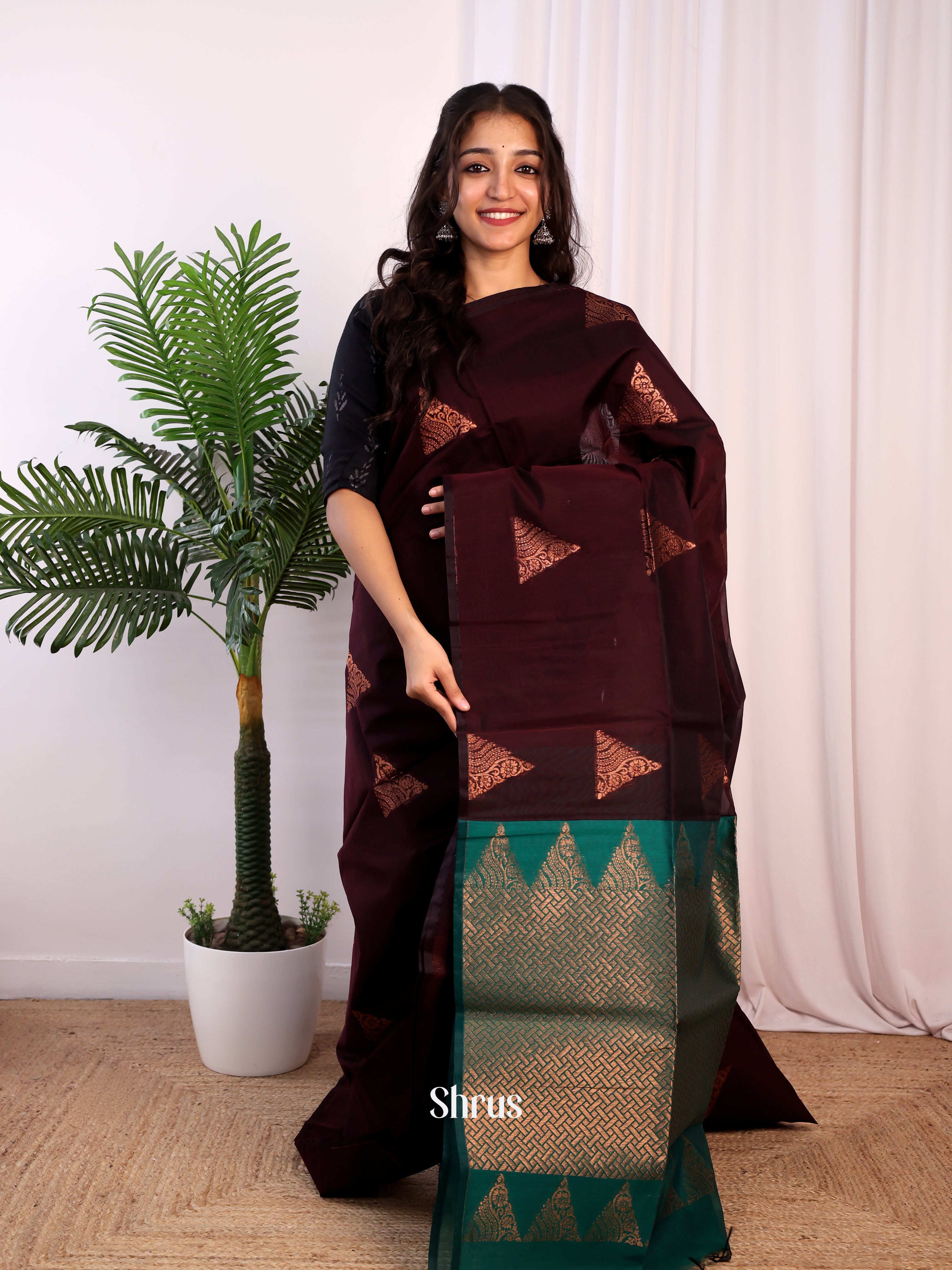 CJS17226 - Semi Silkcotton Saree - Shop on Shrus.com