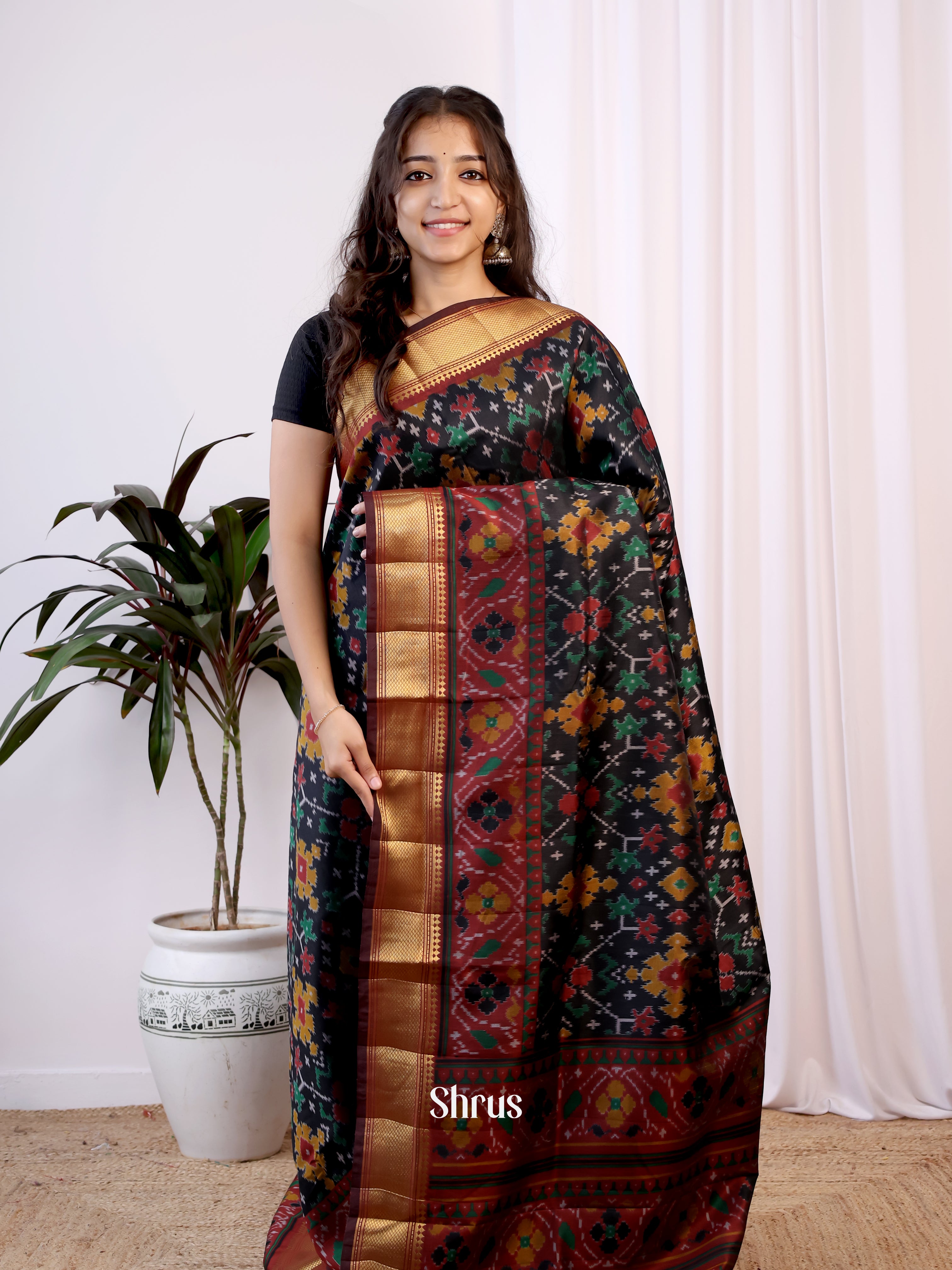 CJS17358 - Semi Patola Saree - Shop on Shrus.com