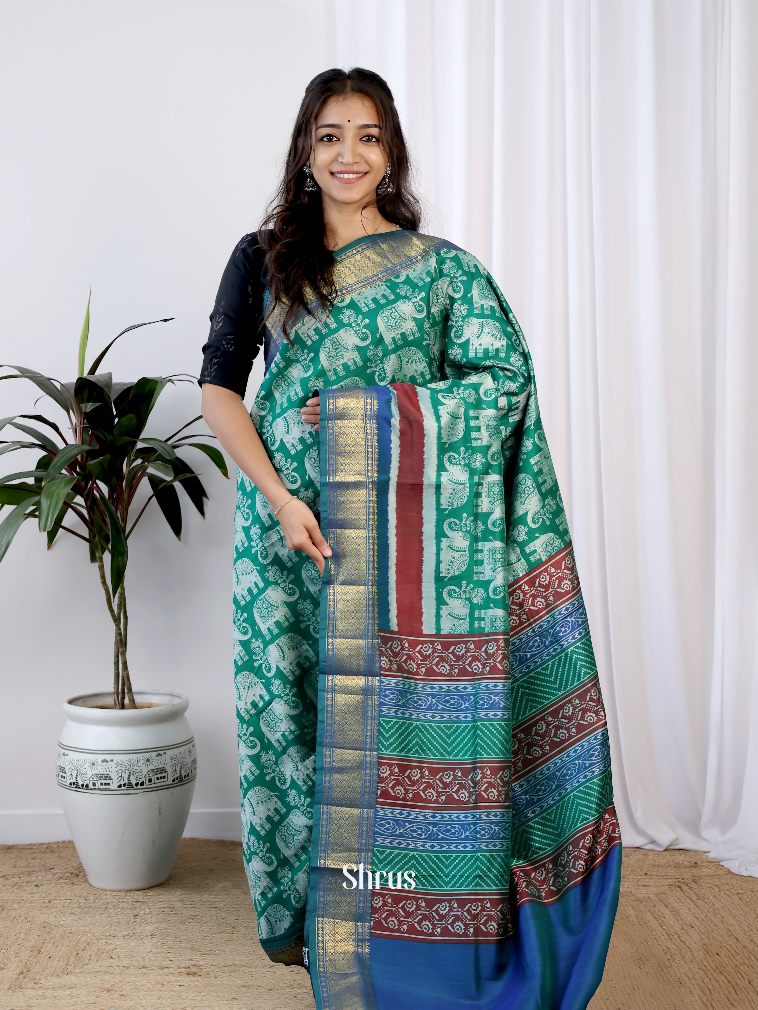 CJS17420 - Semi Patola Saree - Shop on Shrus.com