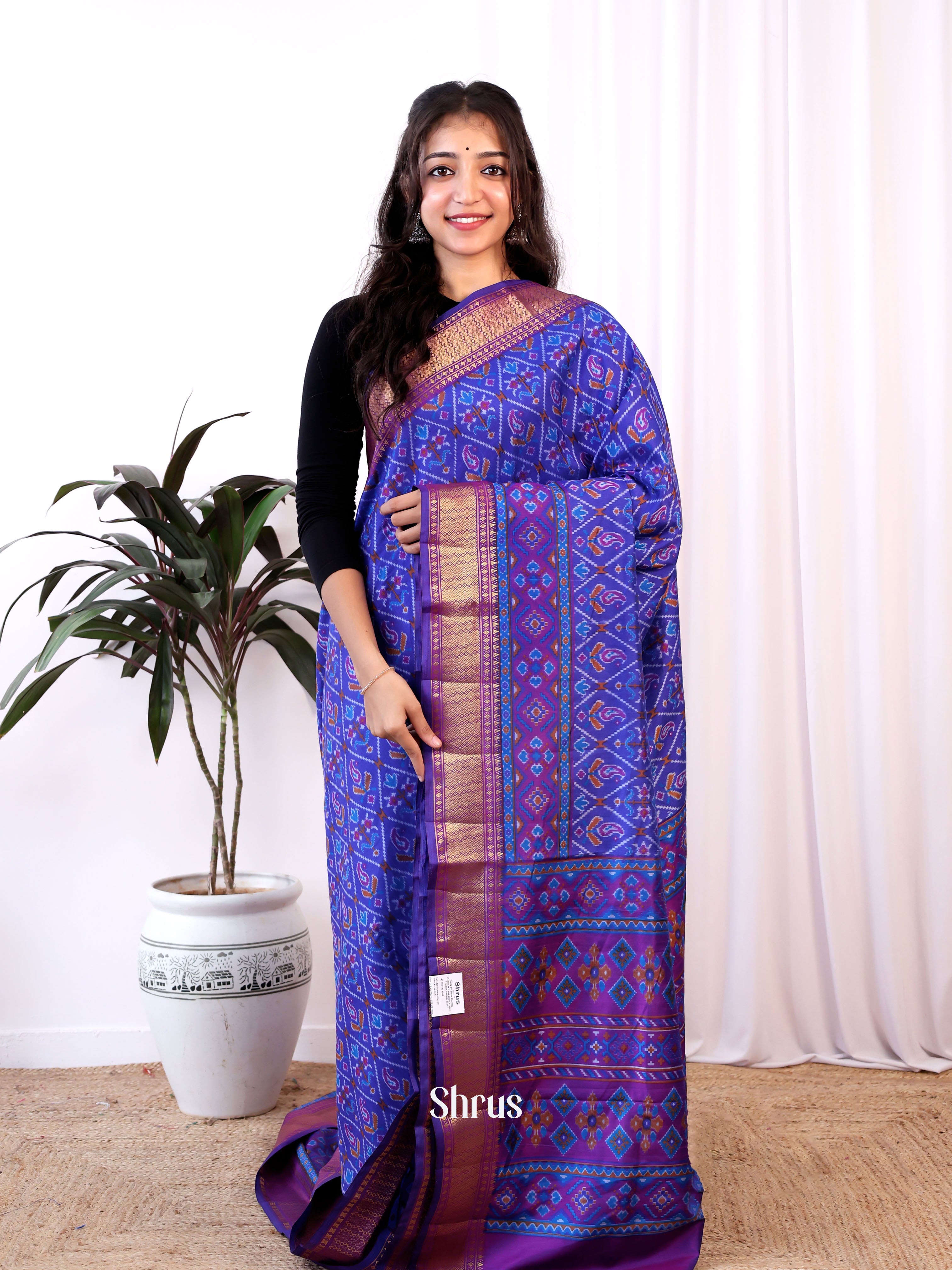 CJS17435 - Semi Patola Saree - Shop on Shrus.com