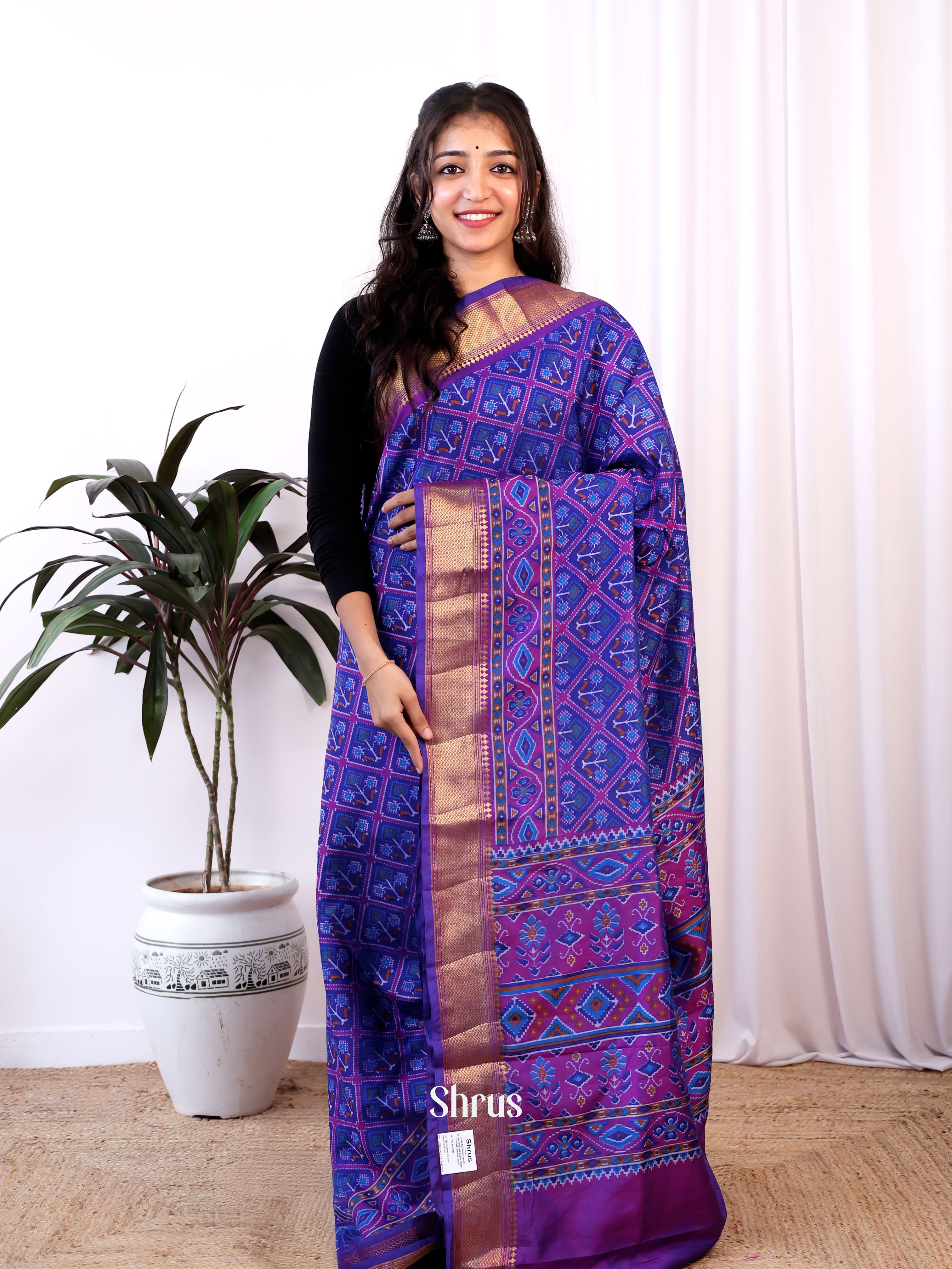 CJS17450 - Semi Patola Saree - Shop on Shrus.com