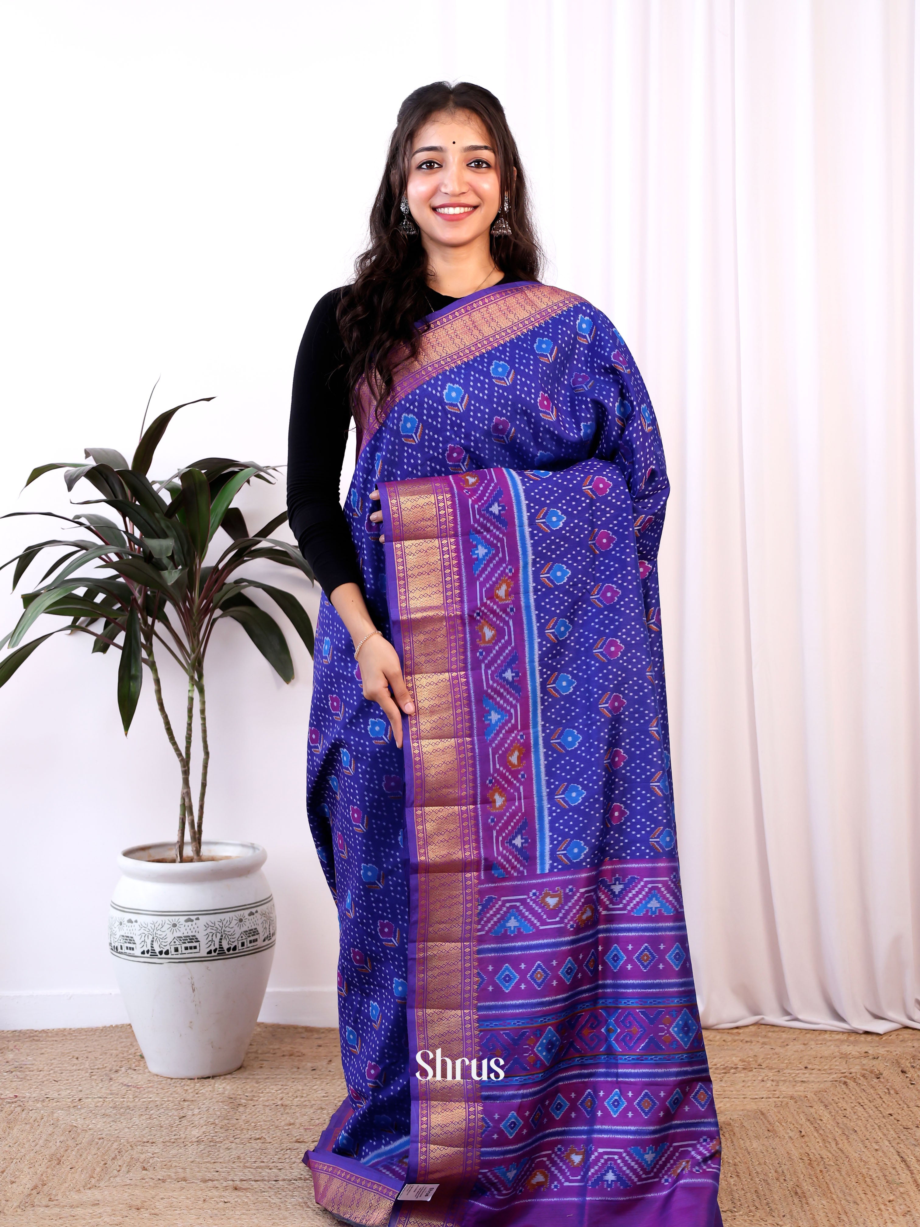 CJS17451 - Semi Patola Saree - Shop on Shrus.com