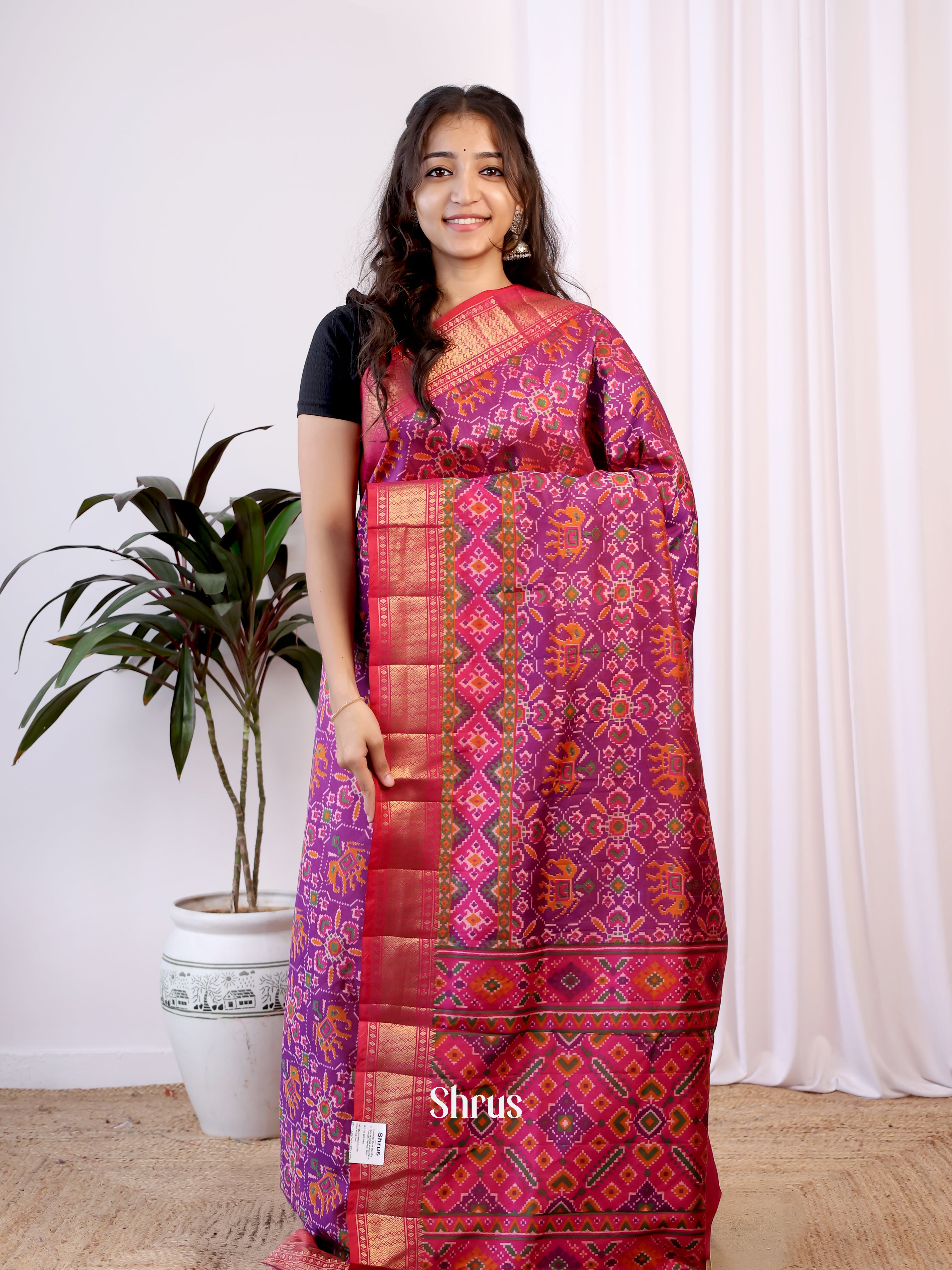 CJS17467 - Semi Patola Saree - Shop on Shrus.com