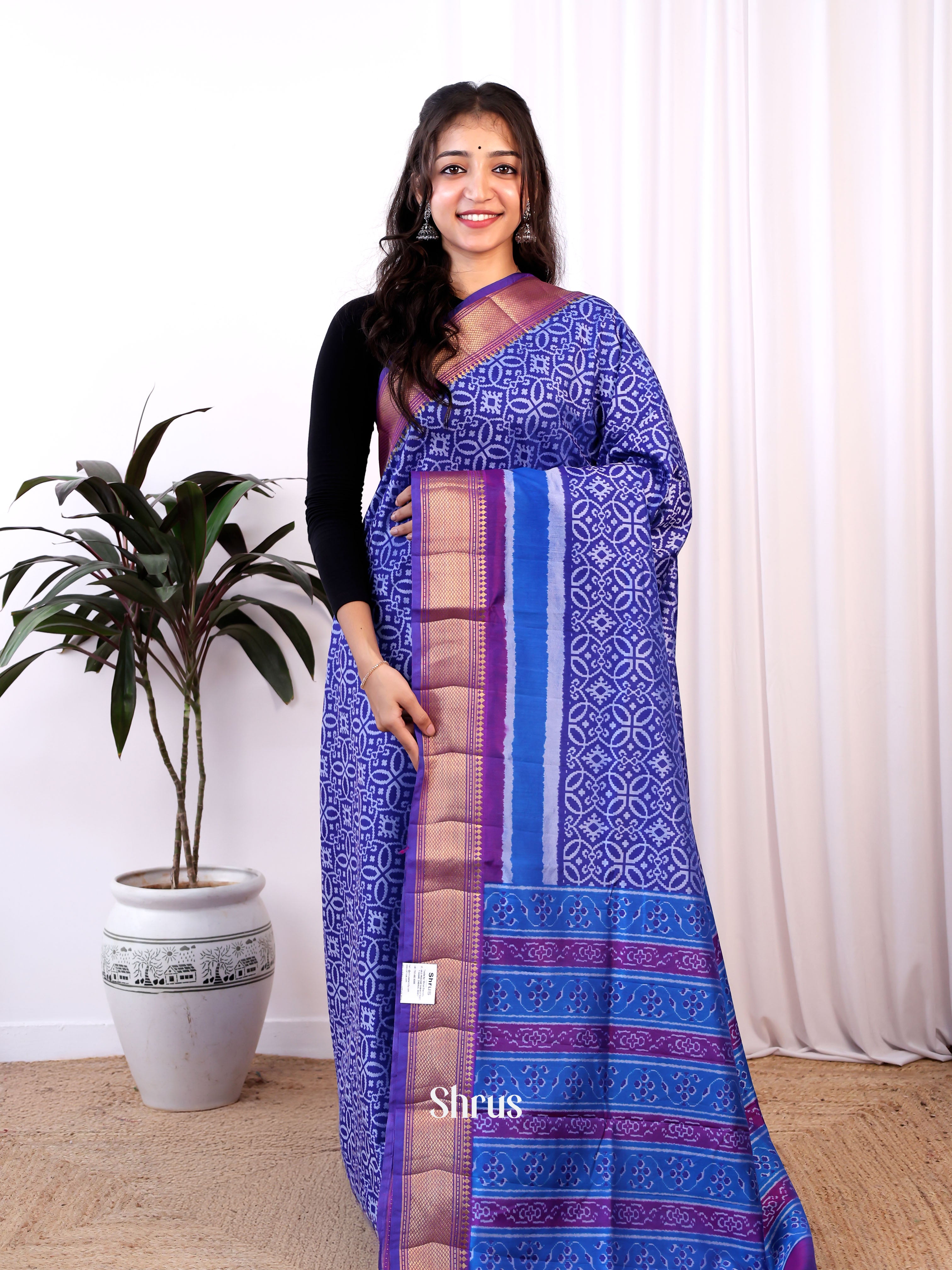 CJS17496 - Semi Patola Saree - Shop on Shrus.com