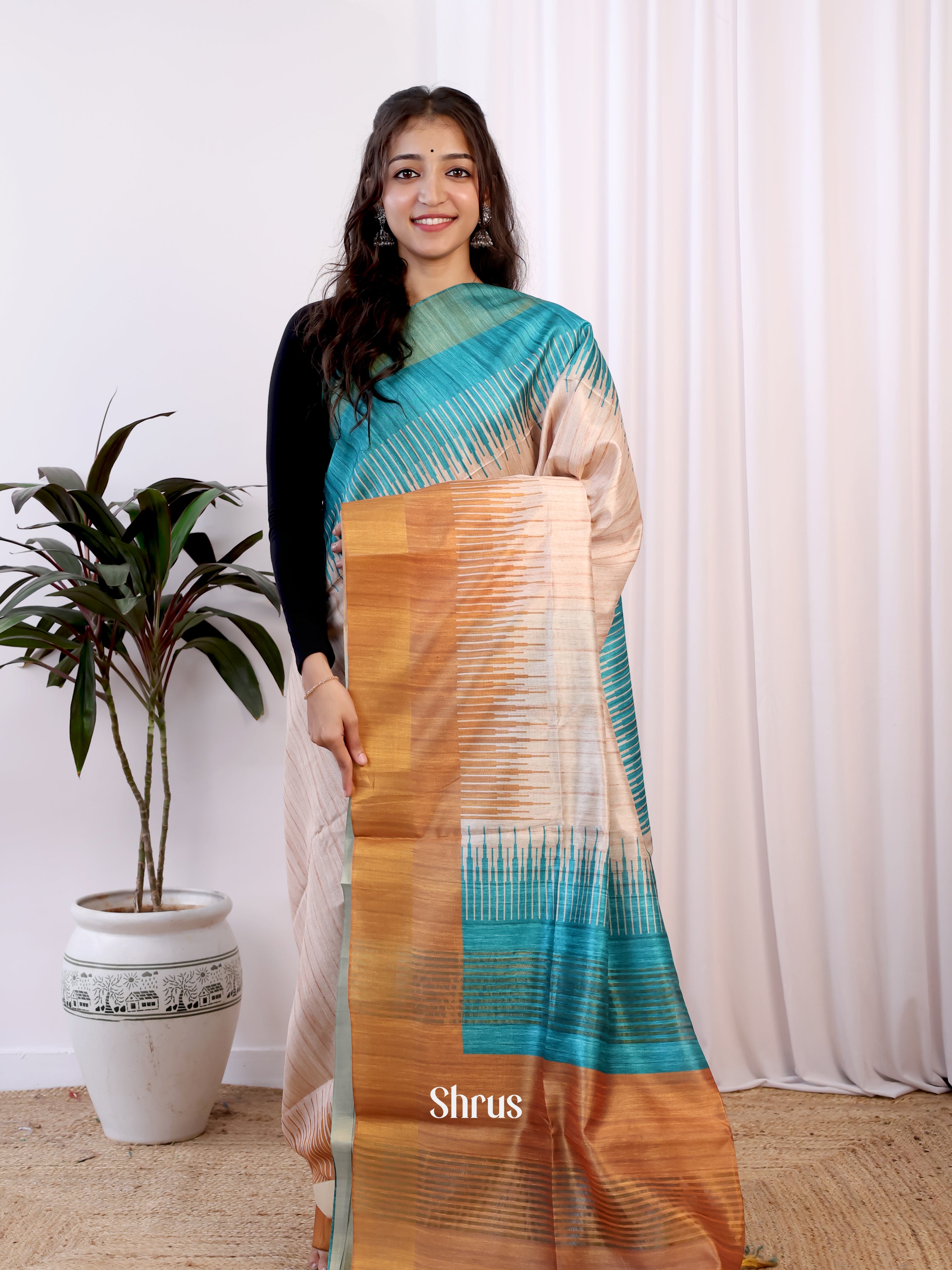 CJS17550 - Champa semitussar Saree - Shop on Shrus.com