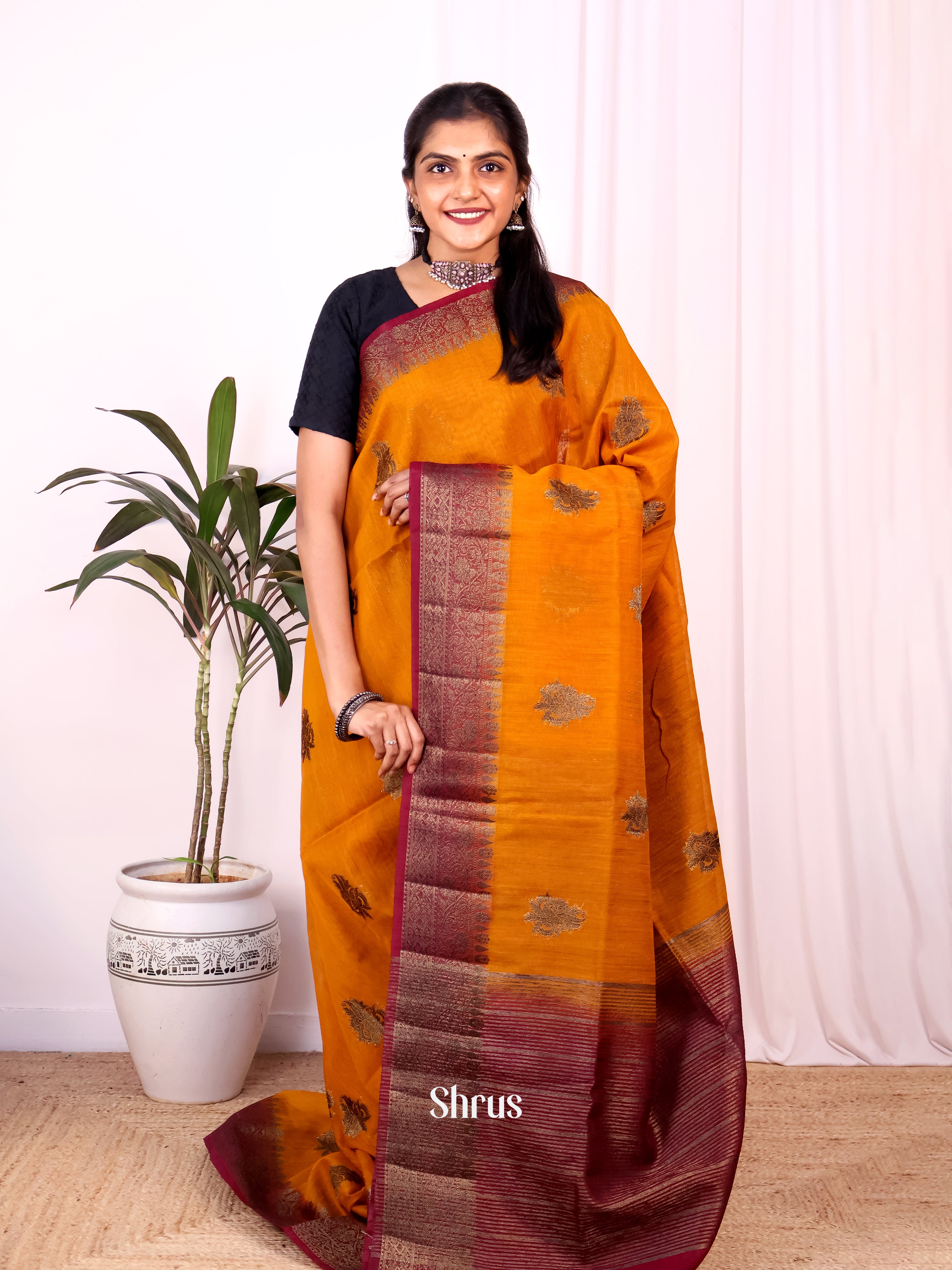 CJS18141 - Semi Jute Saree - Shop on Shrus.com