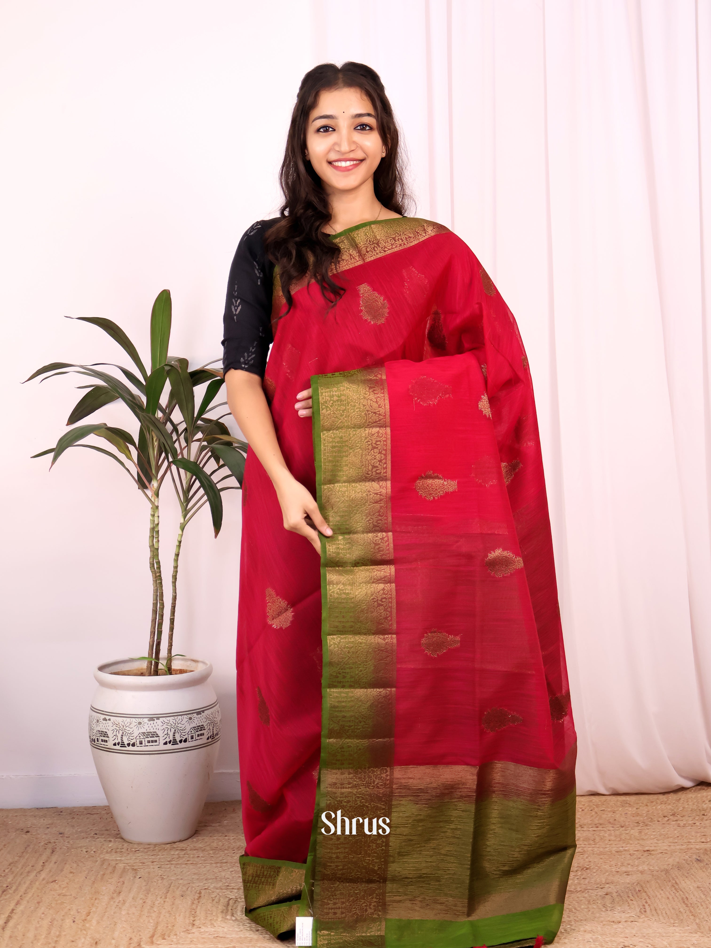 Red & Green - Semi Jute Saree - Shop on Shrus.com