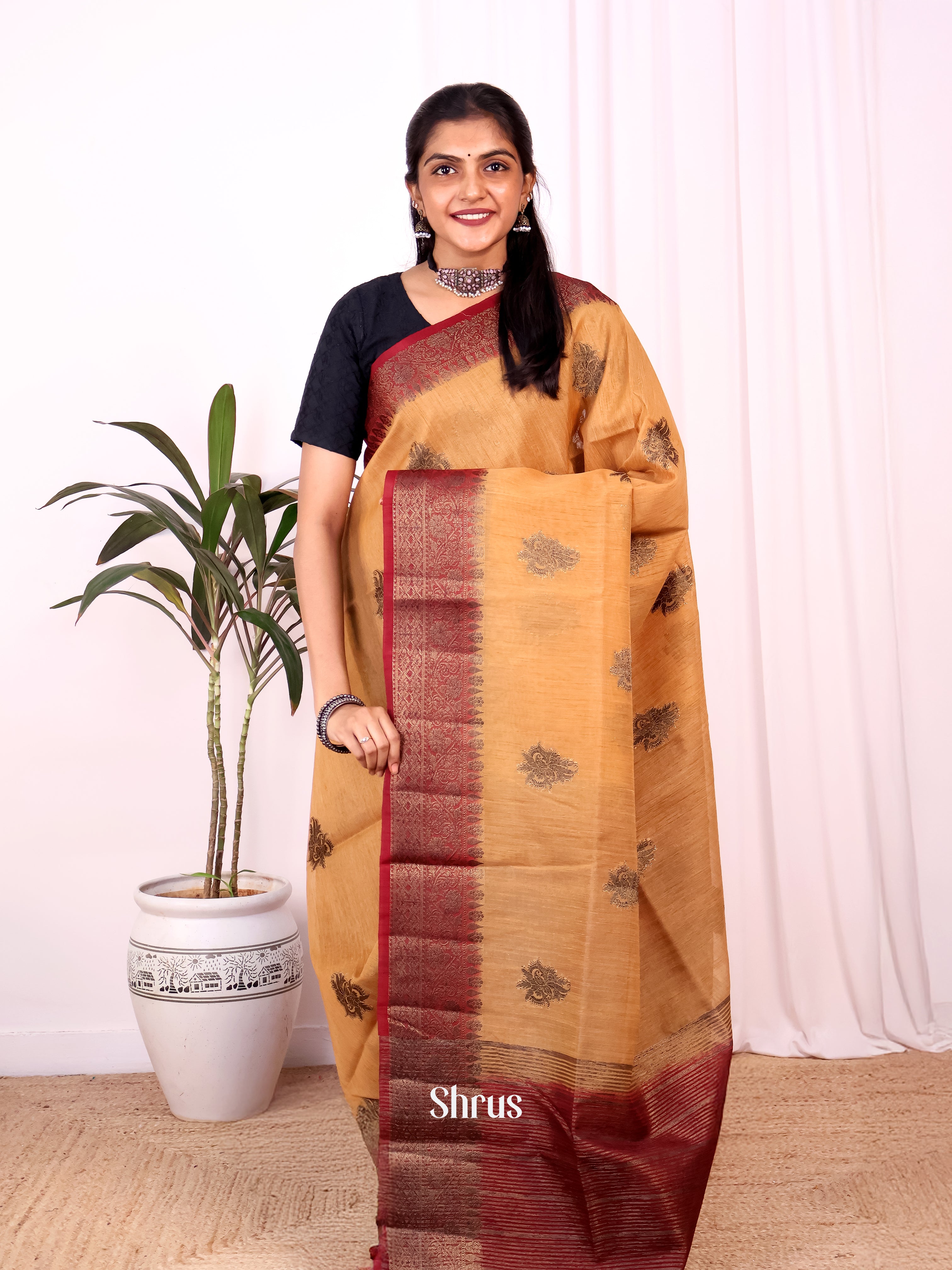 Lite Brown & Maroon - Semi Jute Saree - Shop on Shrus.com