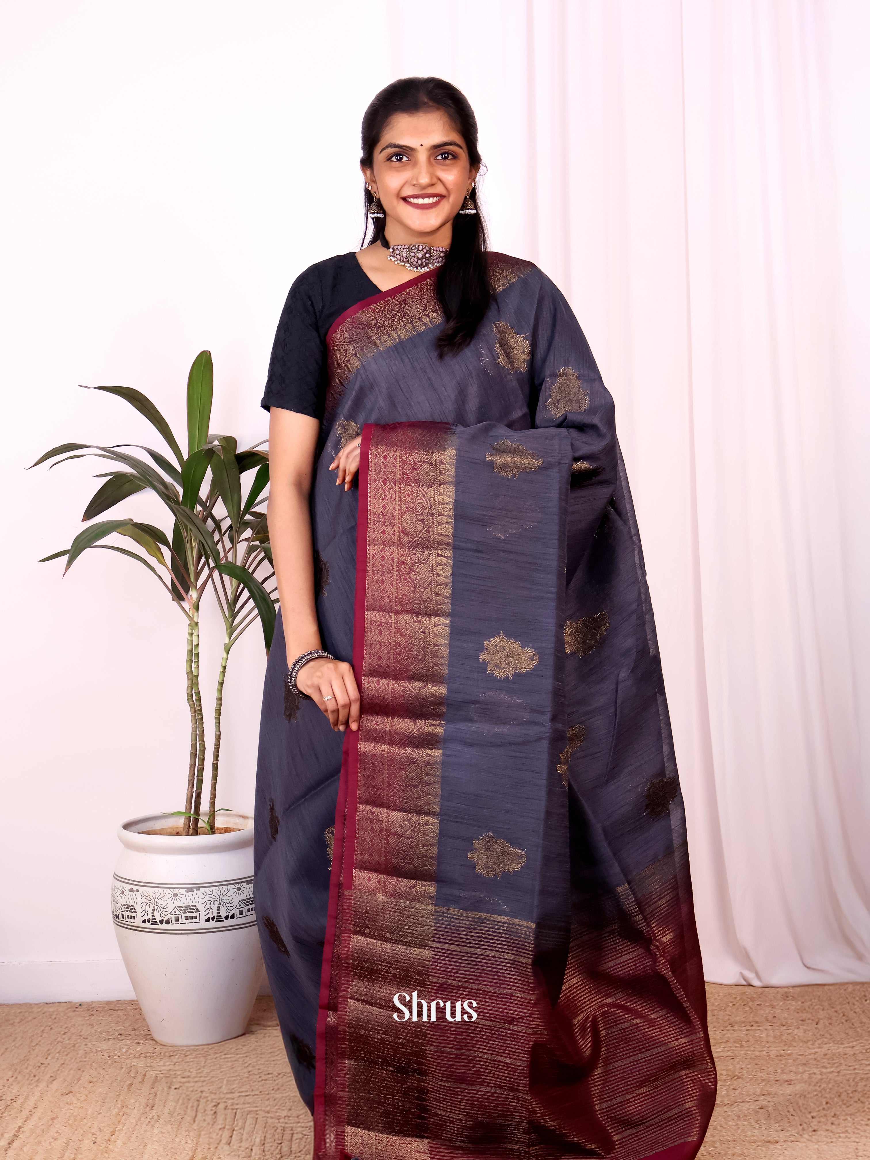 Grey & Maroon - Semi Jute Saree - Shop on Shrus.com