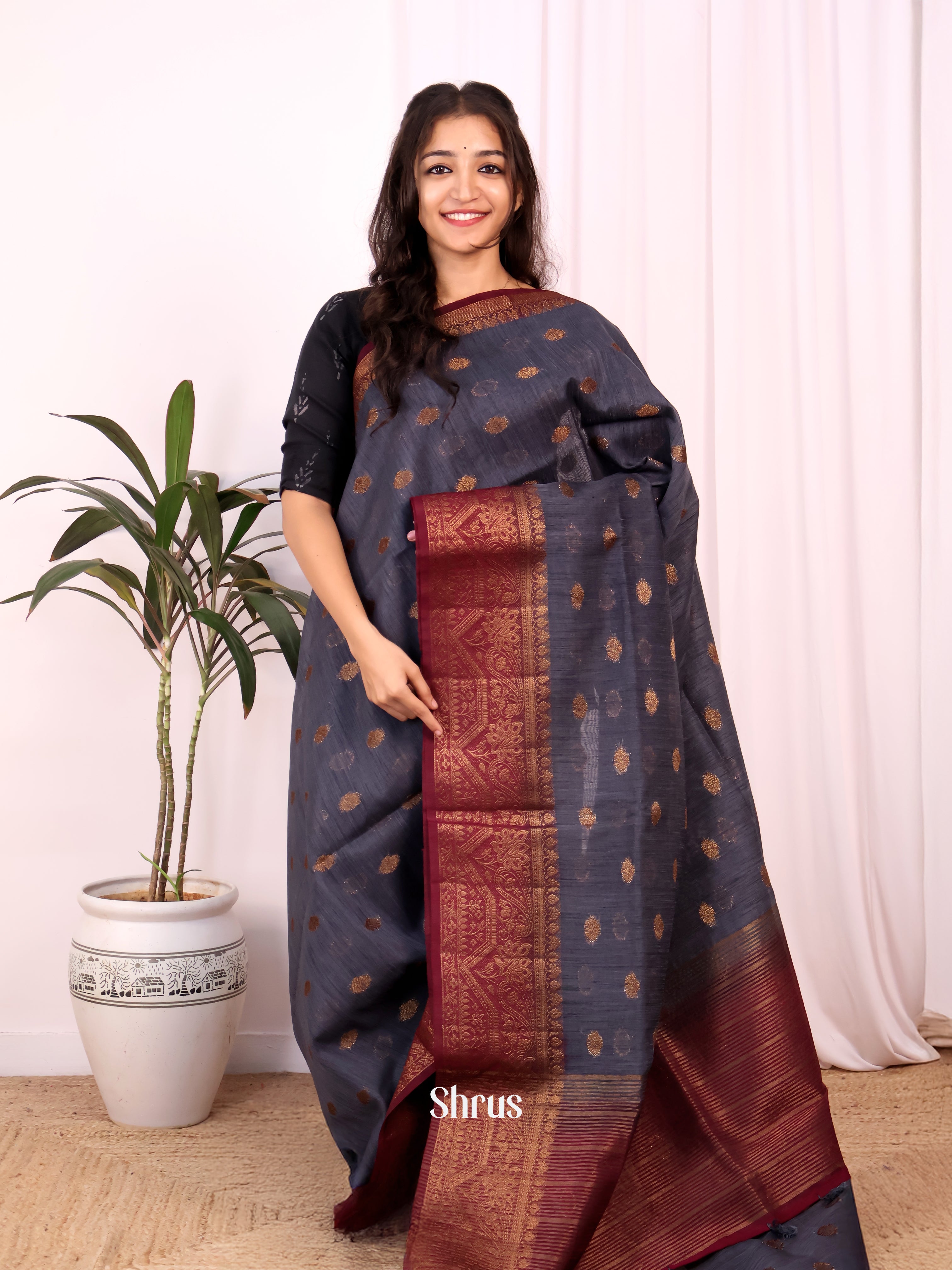 Grey & Maroon - Semi Jute Saree - Shop on Shrus.com