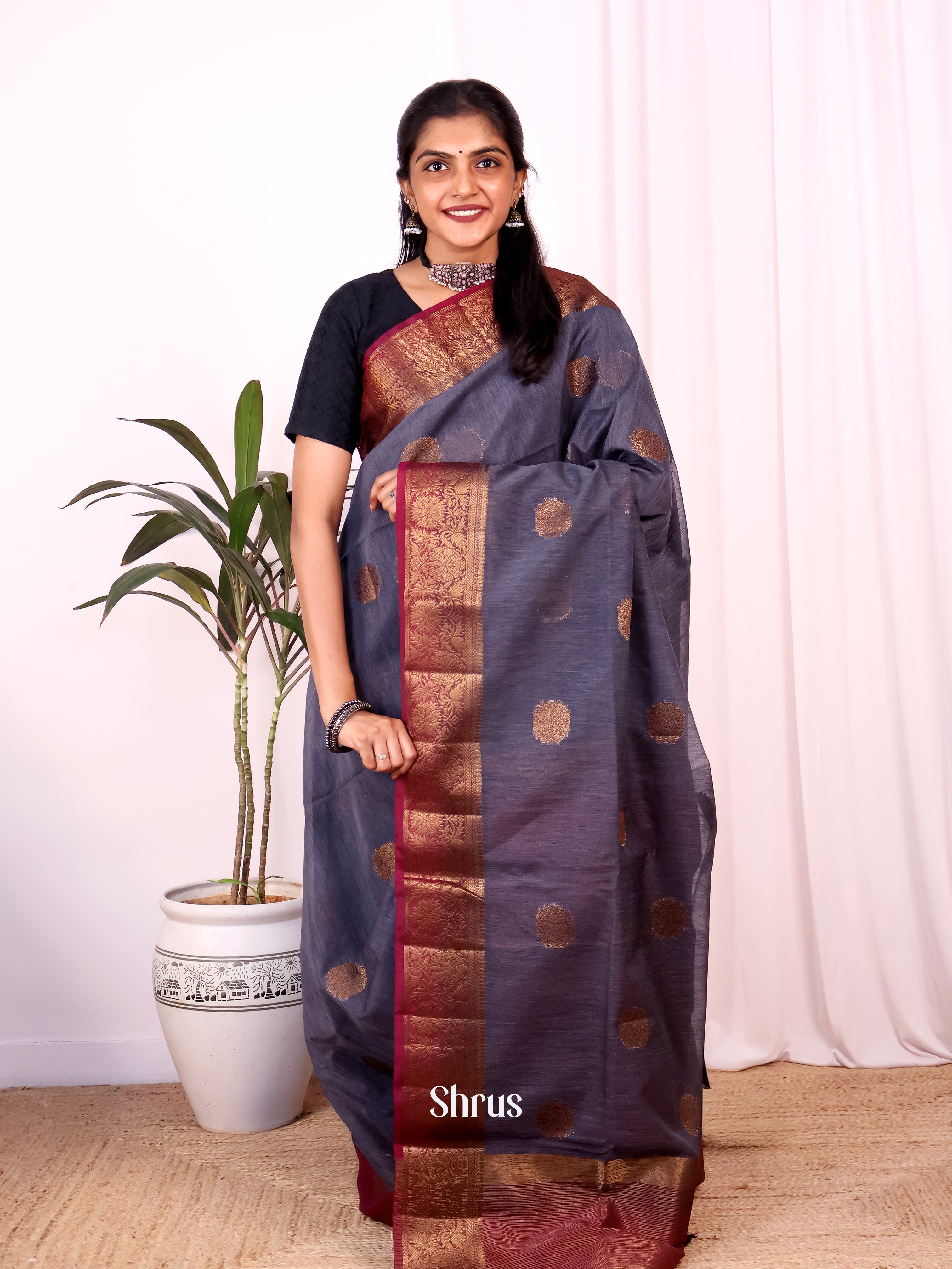 Grey & Maroon - Semi Jute Saree - Shop on Shrus.com