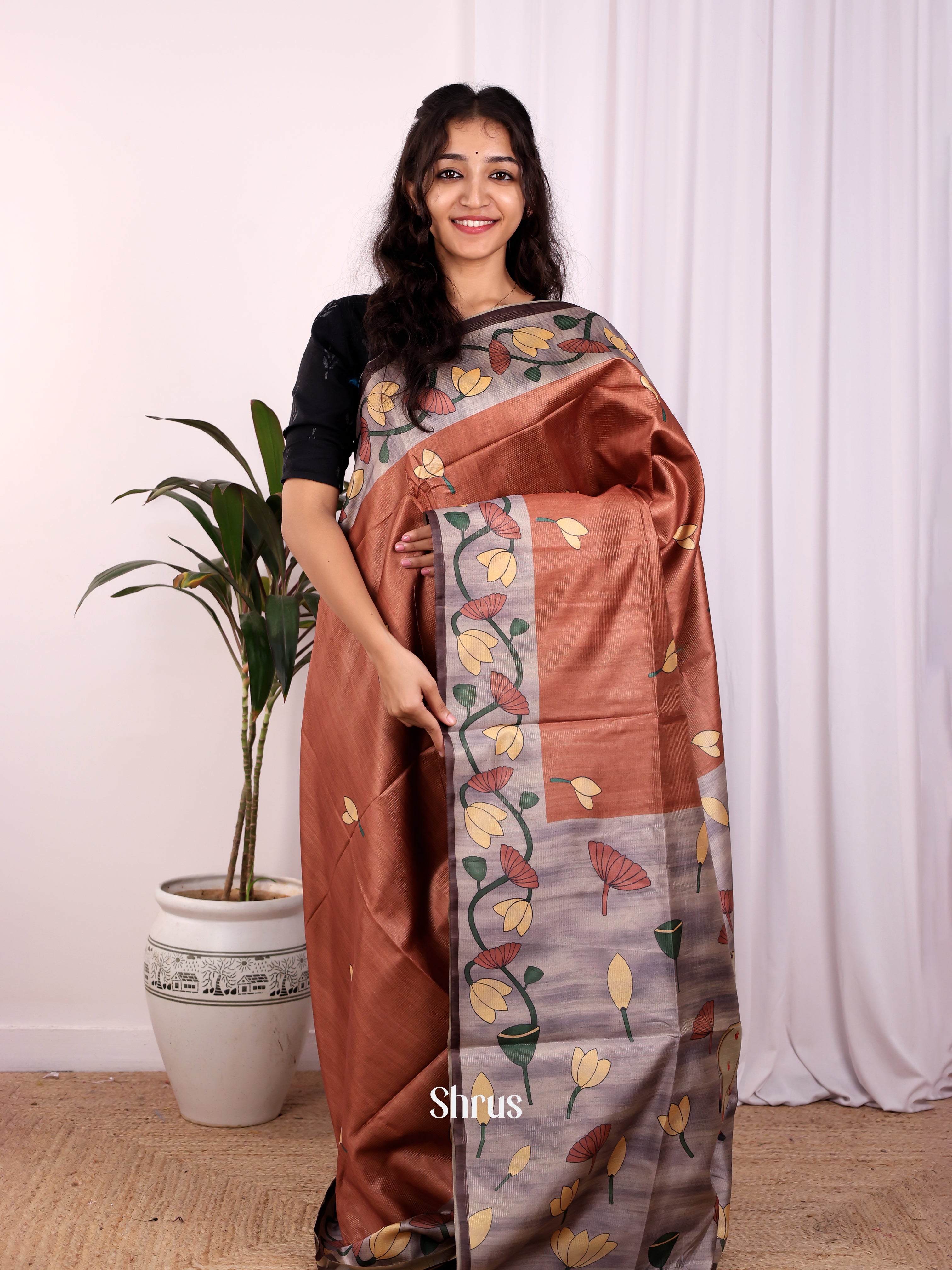 CJS22225- Champa semitussar Saree - Shop on Shrus.com